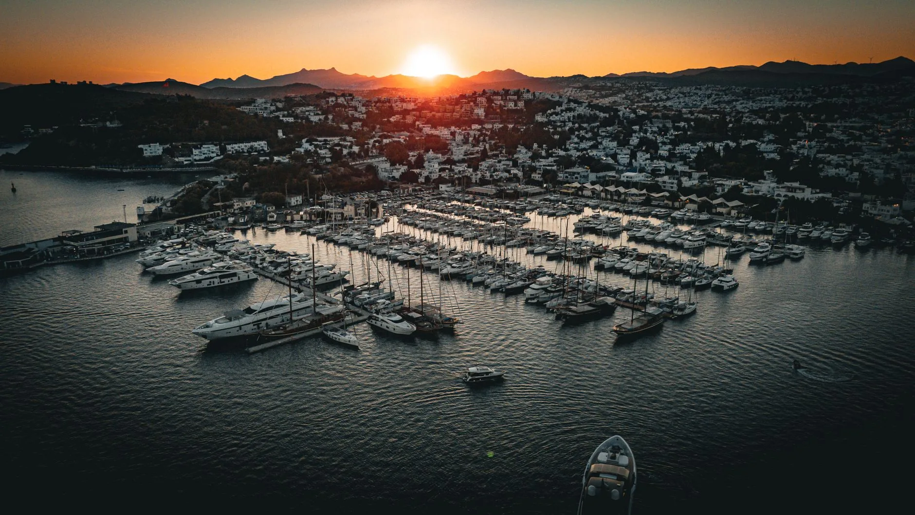 Bodrum Belediye Meydanı