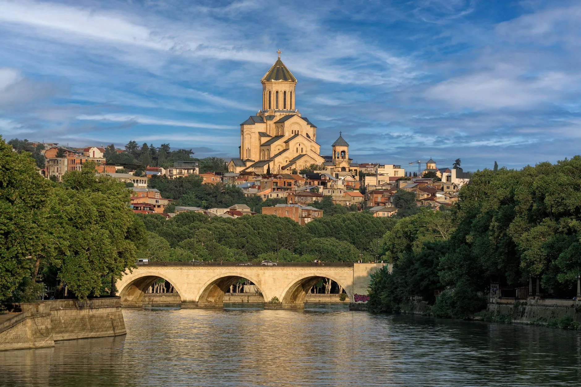 Tiflis + Narikala Kalesi gün batımı
