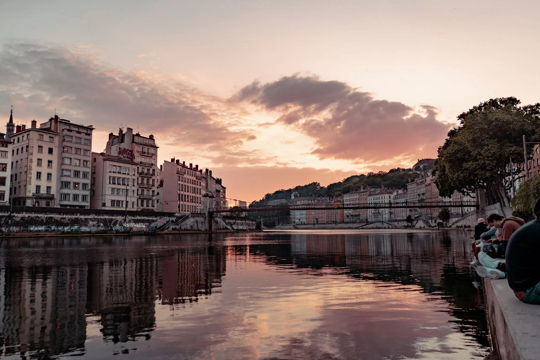 Lyon + spesifik sahne