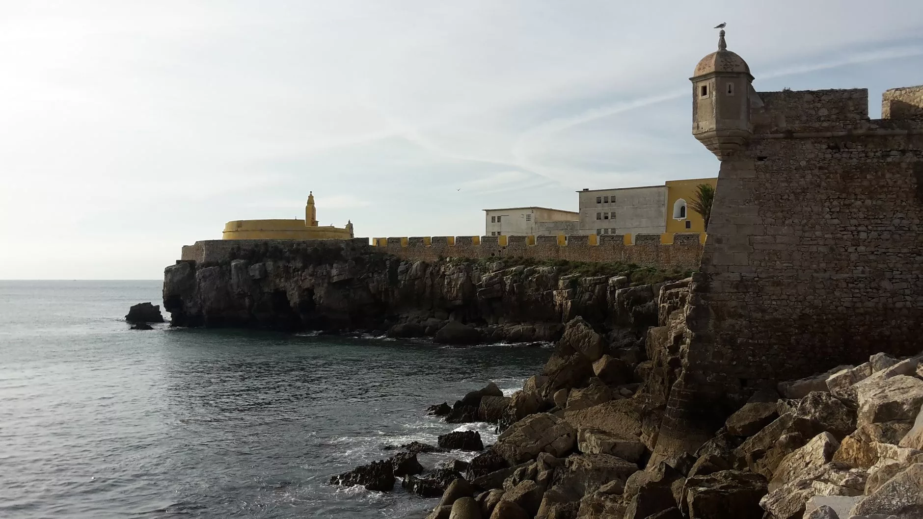 Lizbon + Fortaleza de Cascais