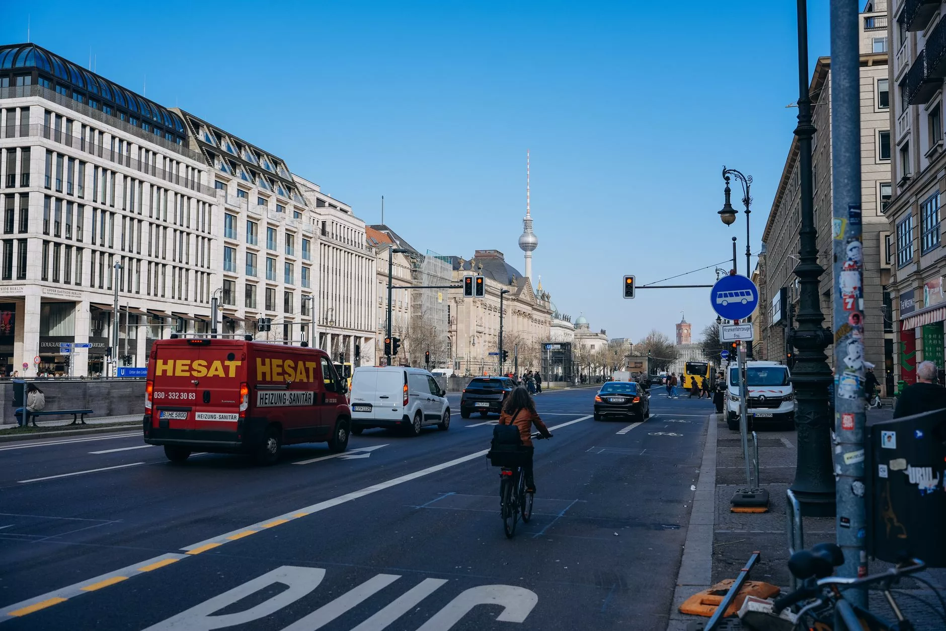 Berlin + bisiklet yolu