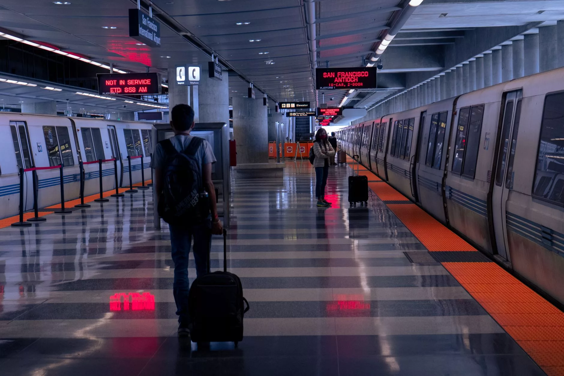 San Francisco BART treni havalimanı istasyonu