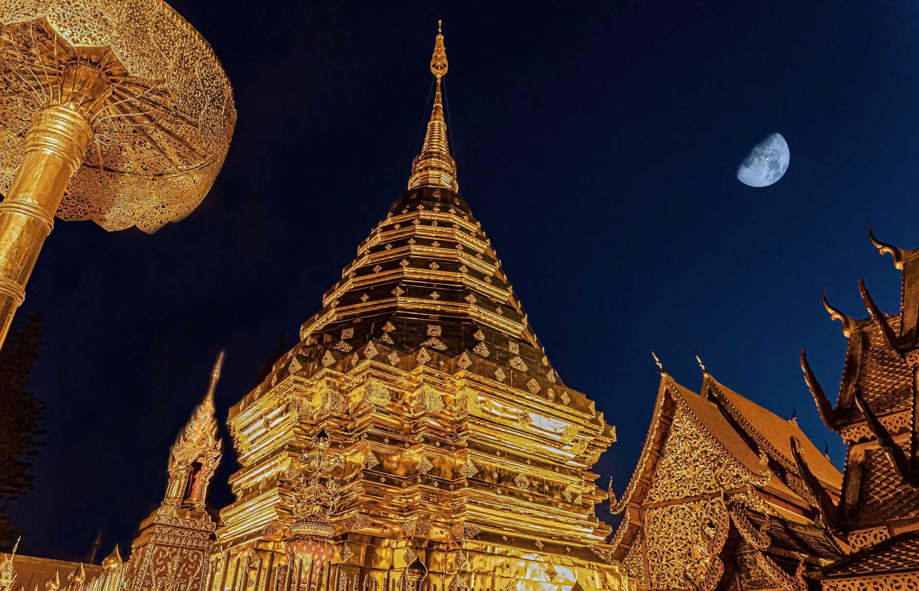 Wat Phra That Doi Suthep altın tapınak