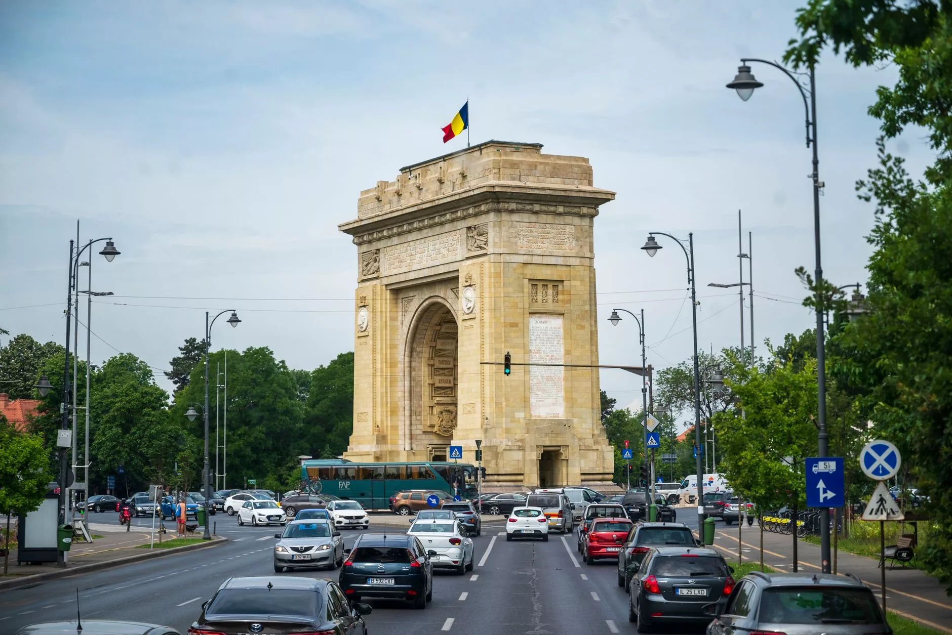 Bükreş Arcul de Triumf zafer takı