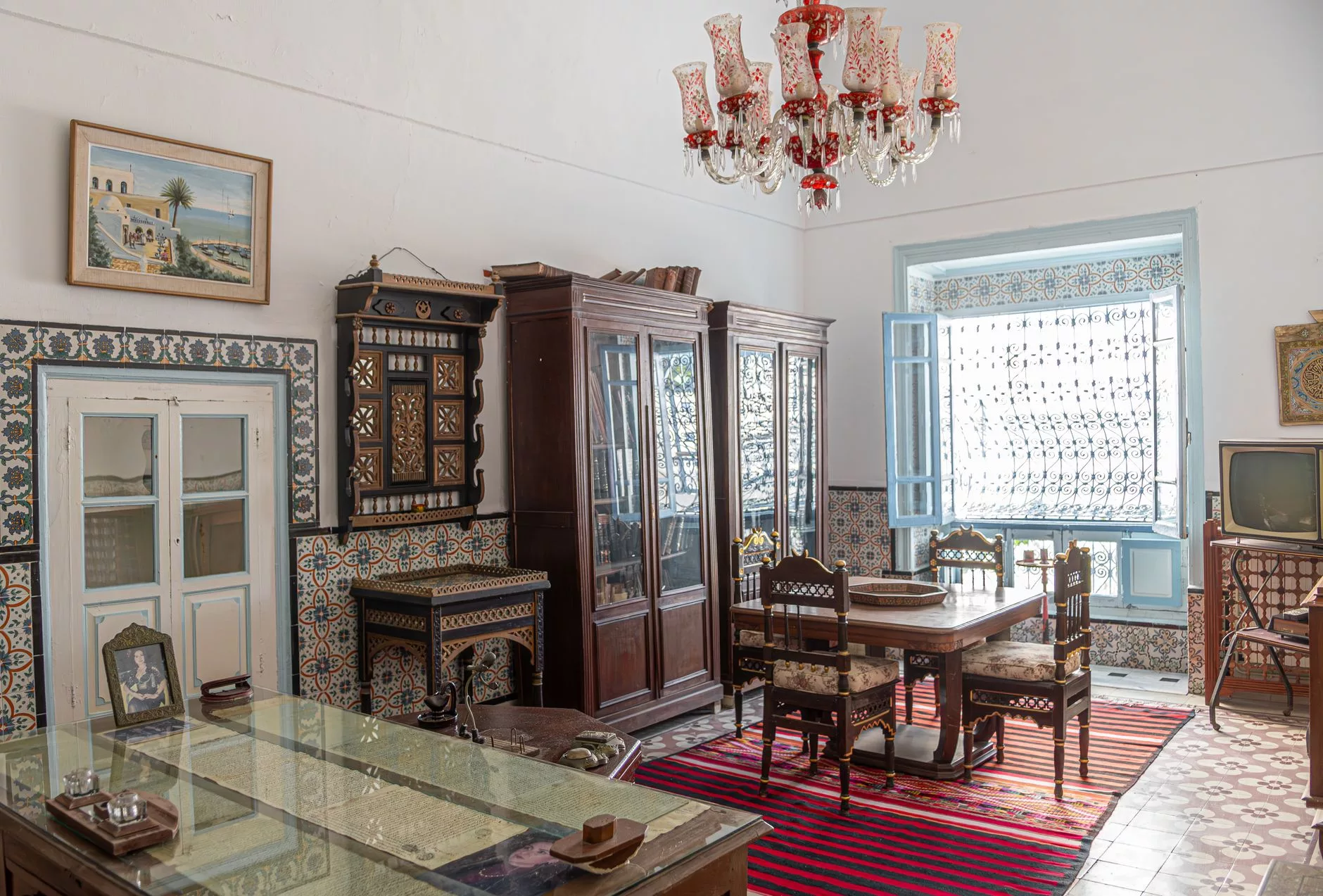 Tunus Dar Ben Achour