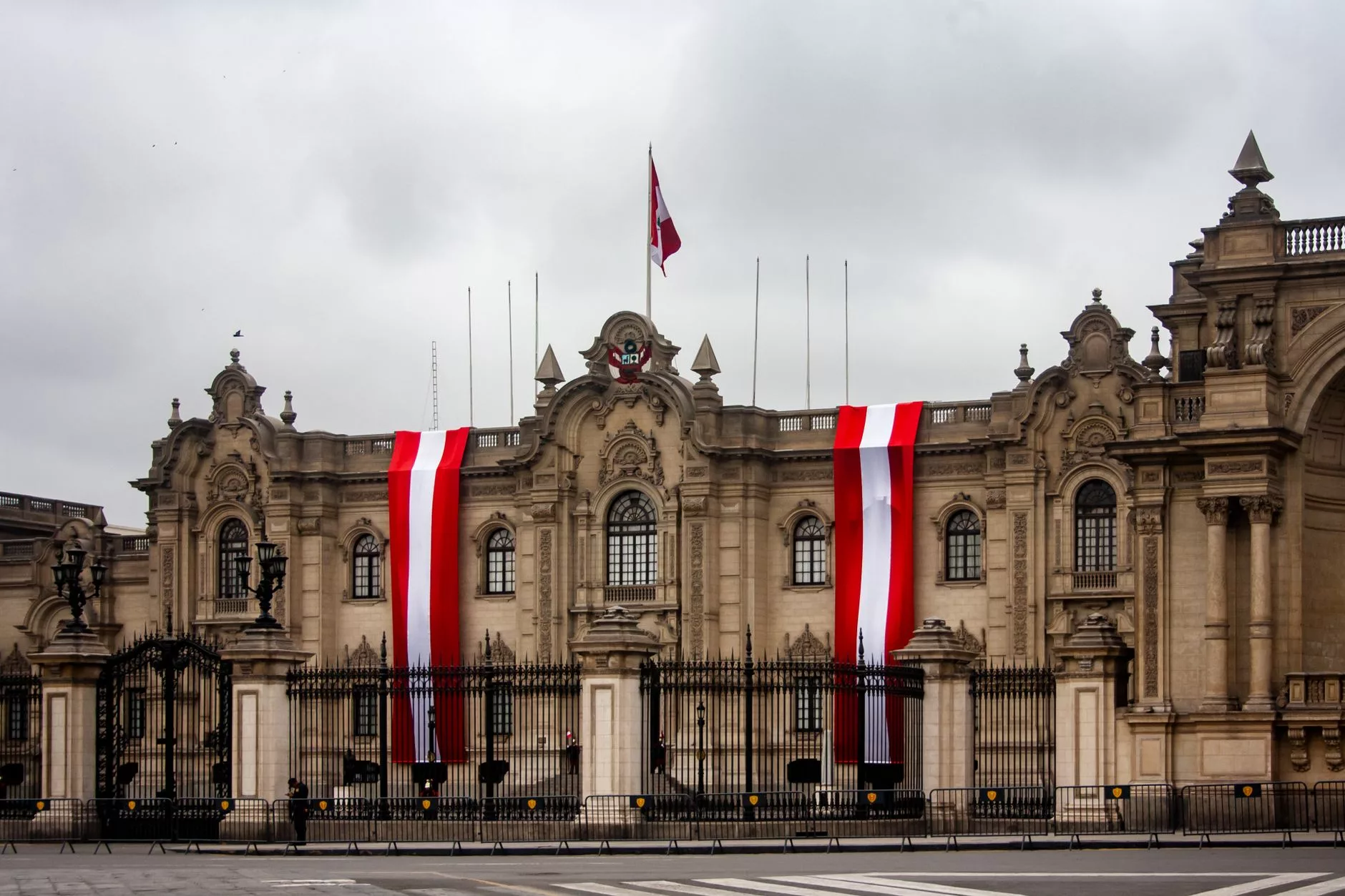 Lima Palacio de Torre Tagle ahşap oymalı balkonlar