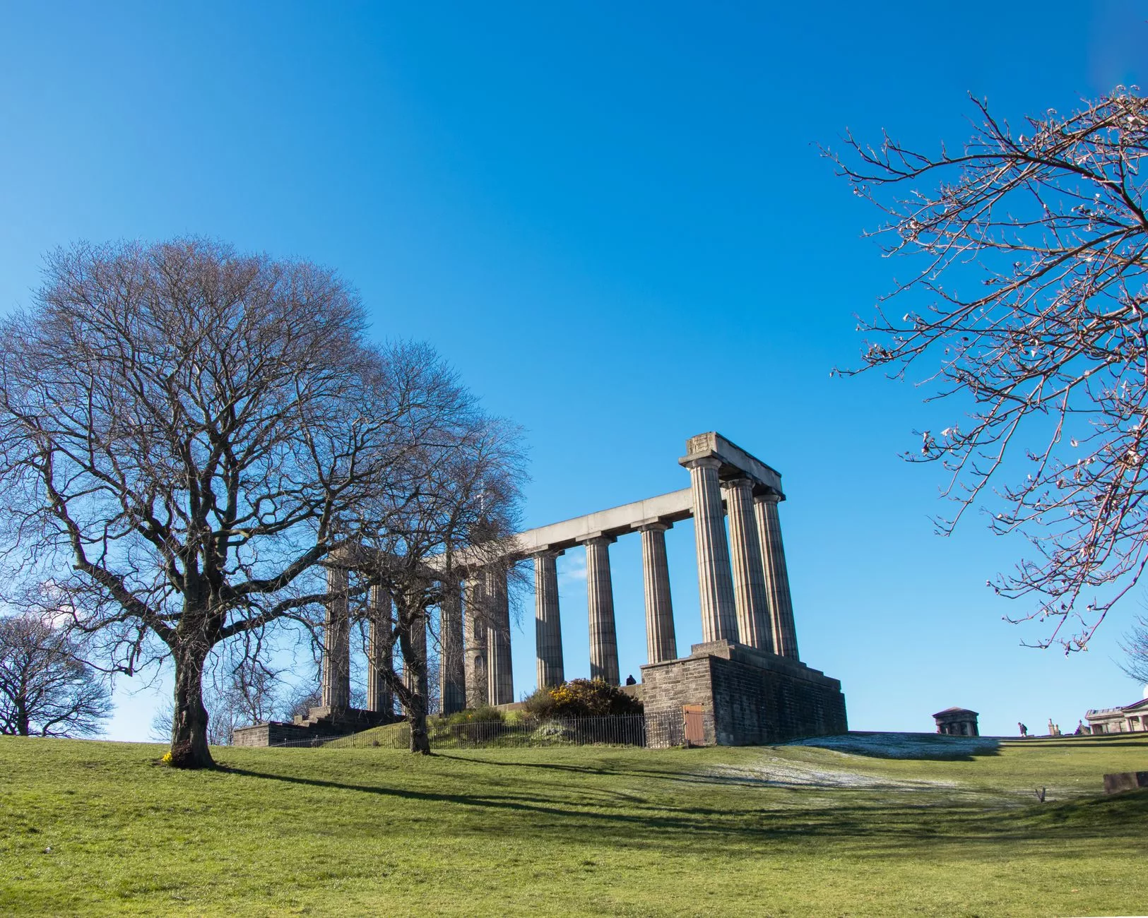Edinburgh + Calton Hill anitlari