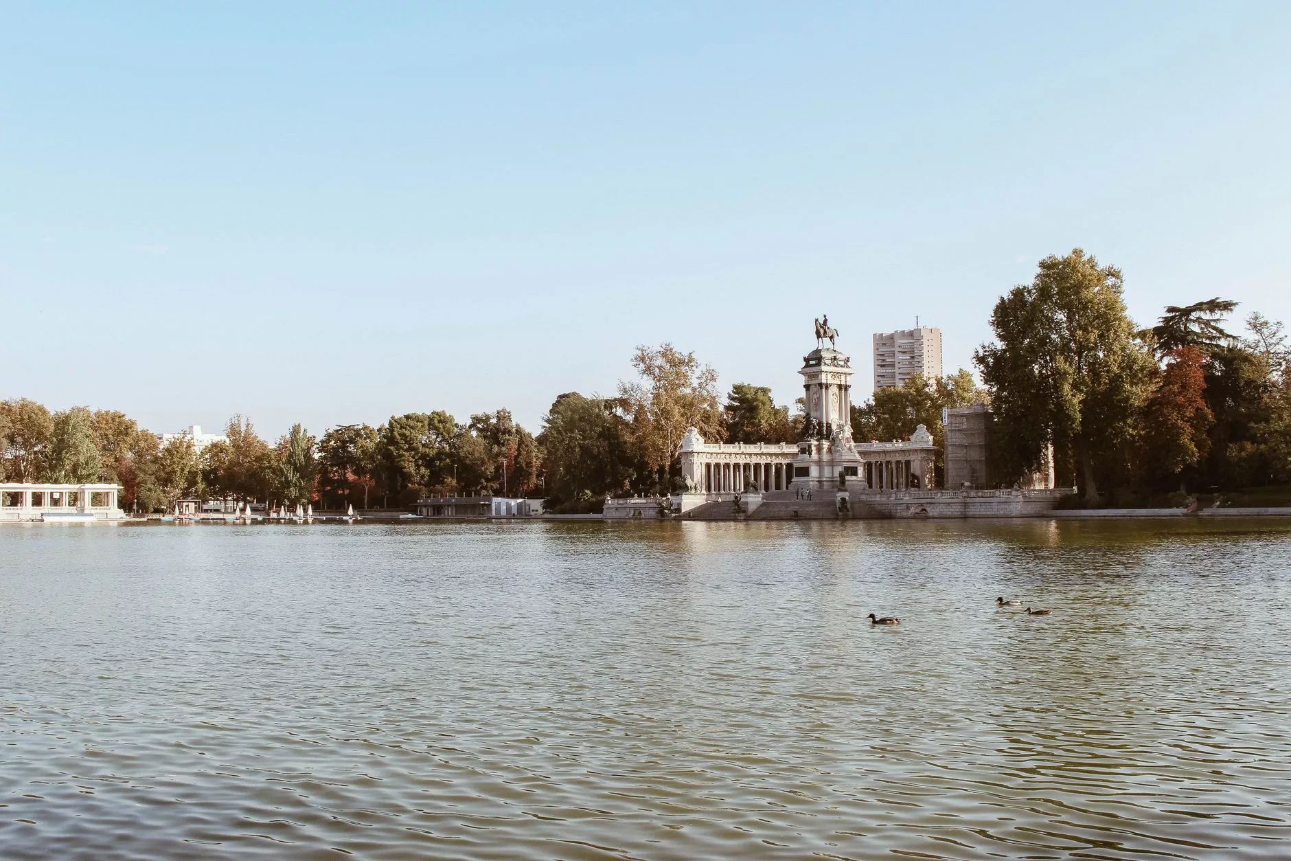 Madrid Casa de Campo lake