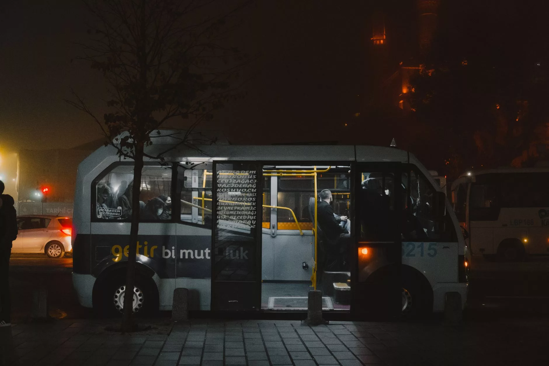 gece_otobusu_yolculugu_ve_harita