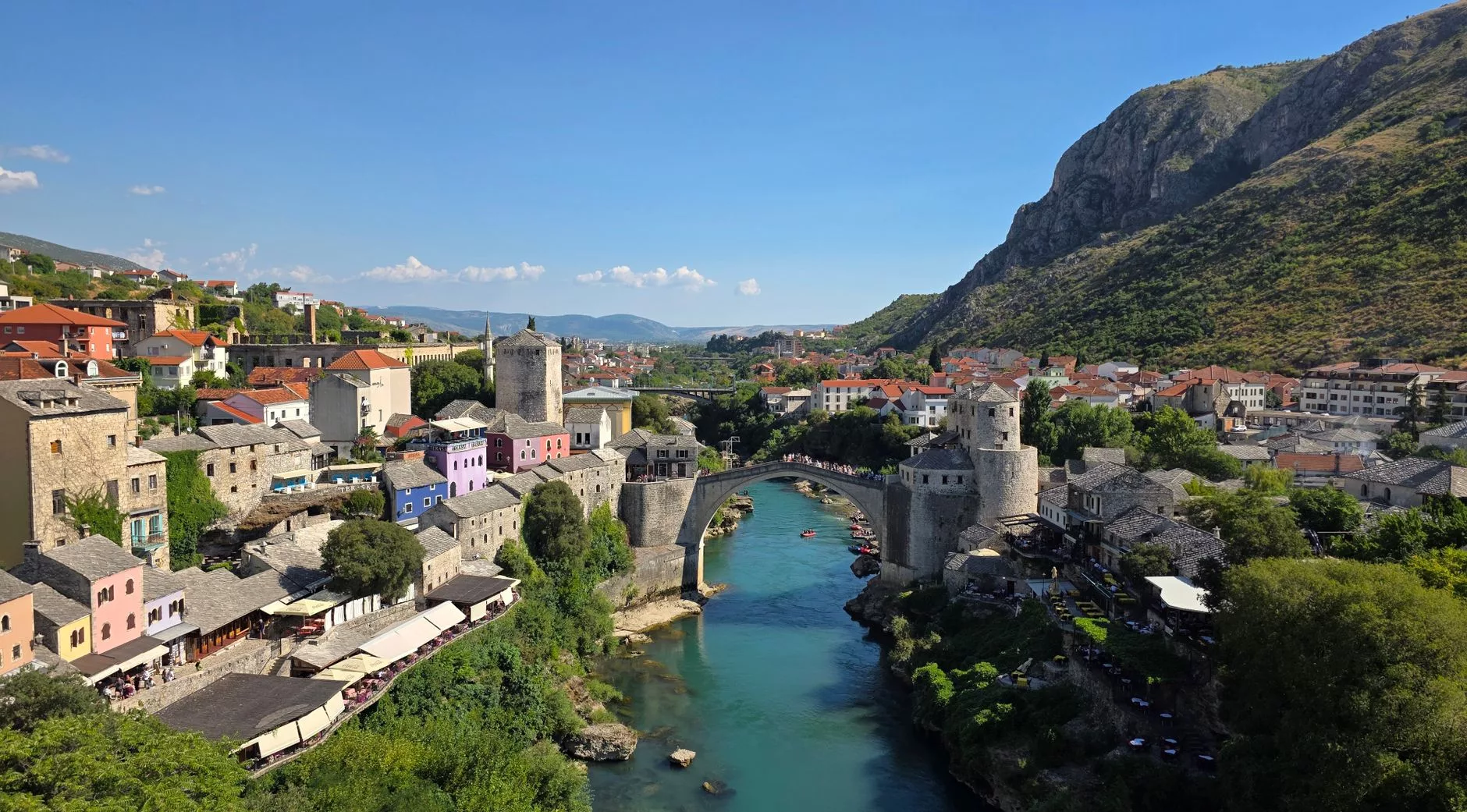 Nis + Stari Most köprüsü manzarası
