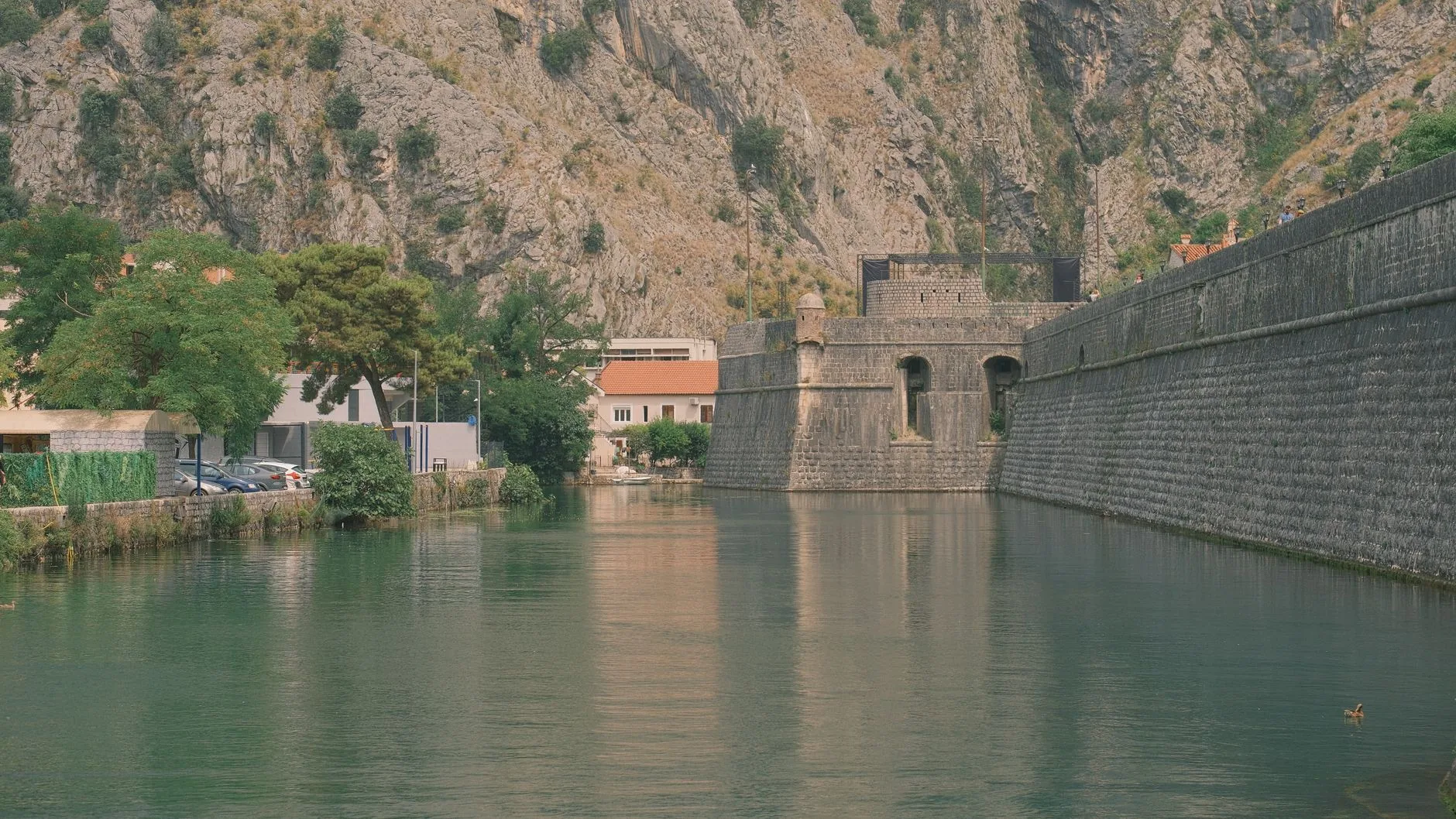 Kotor Nehir Kapısı ve Skurda Nehri