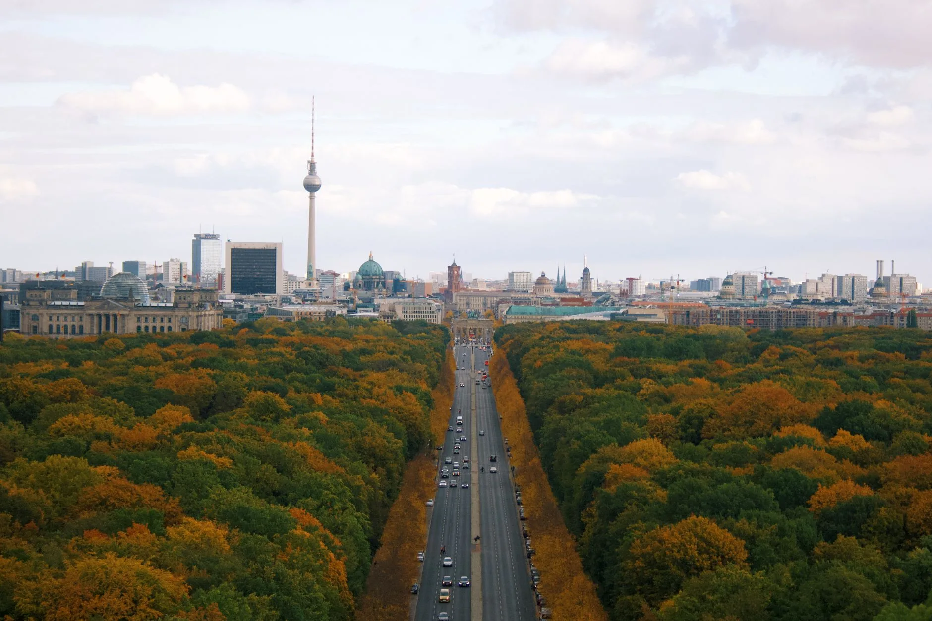 Berlin Seyahat İpuçları (2026): Bilmeniz Gereken 10 Şey