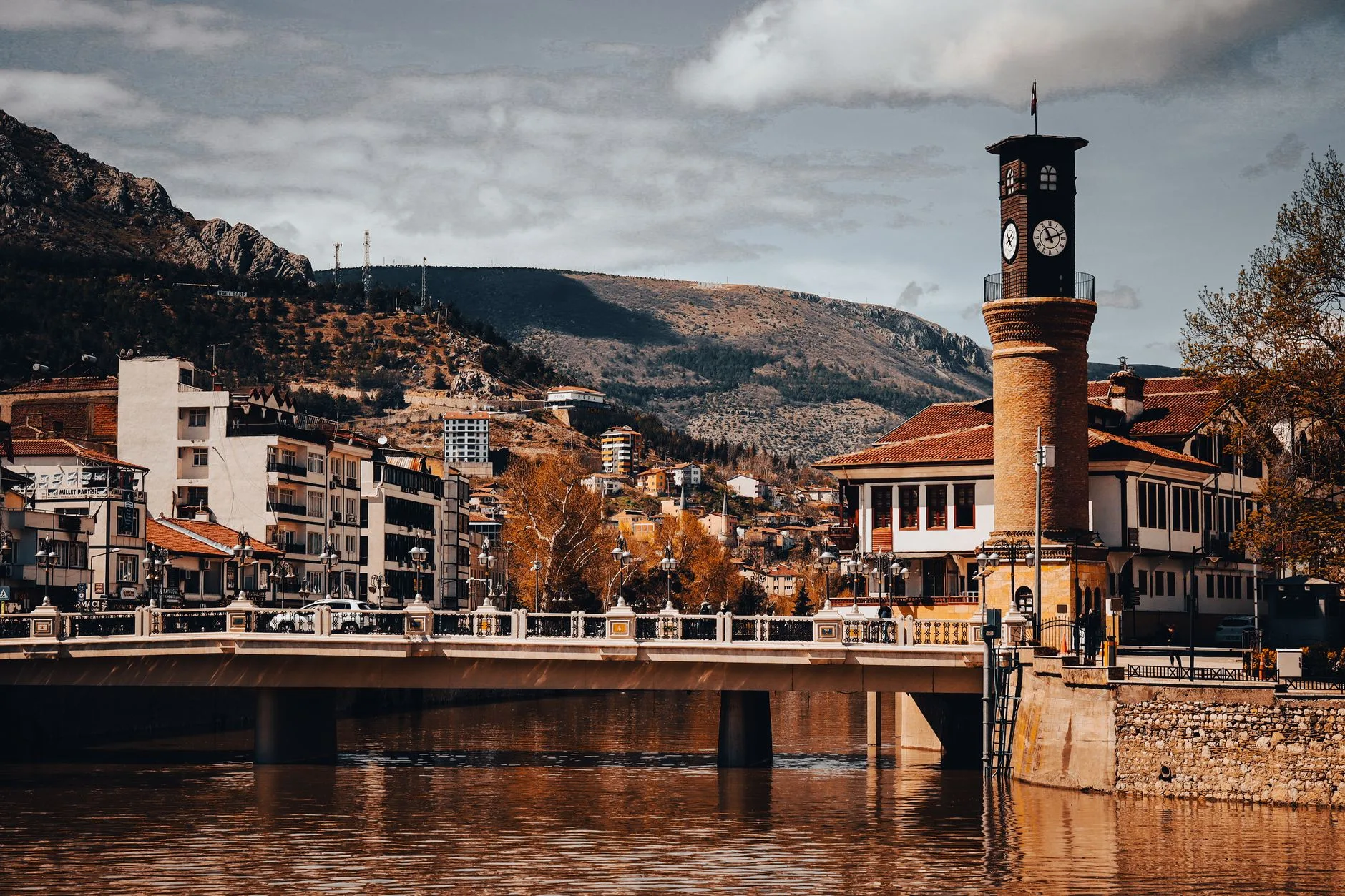 Saraybosna + Saat Kulesi