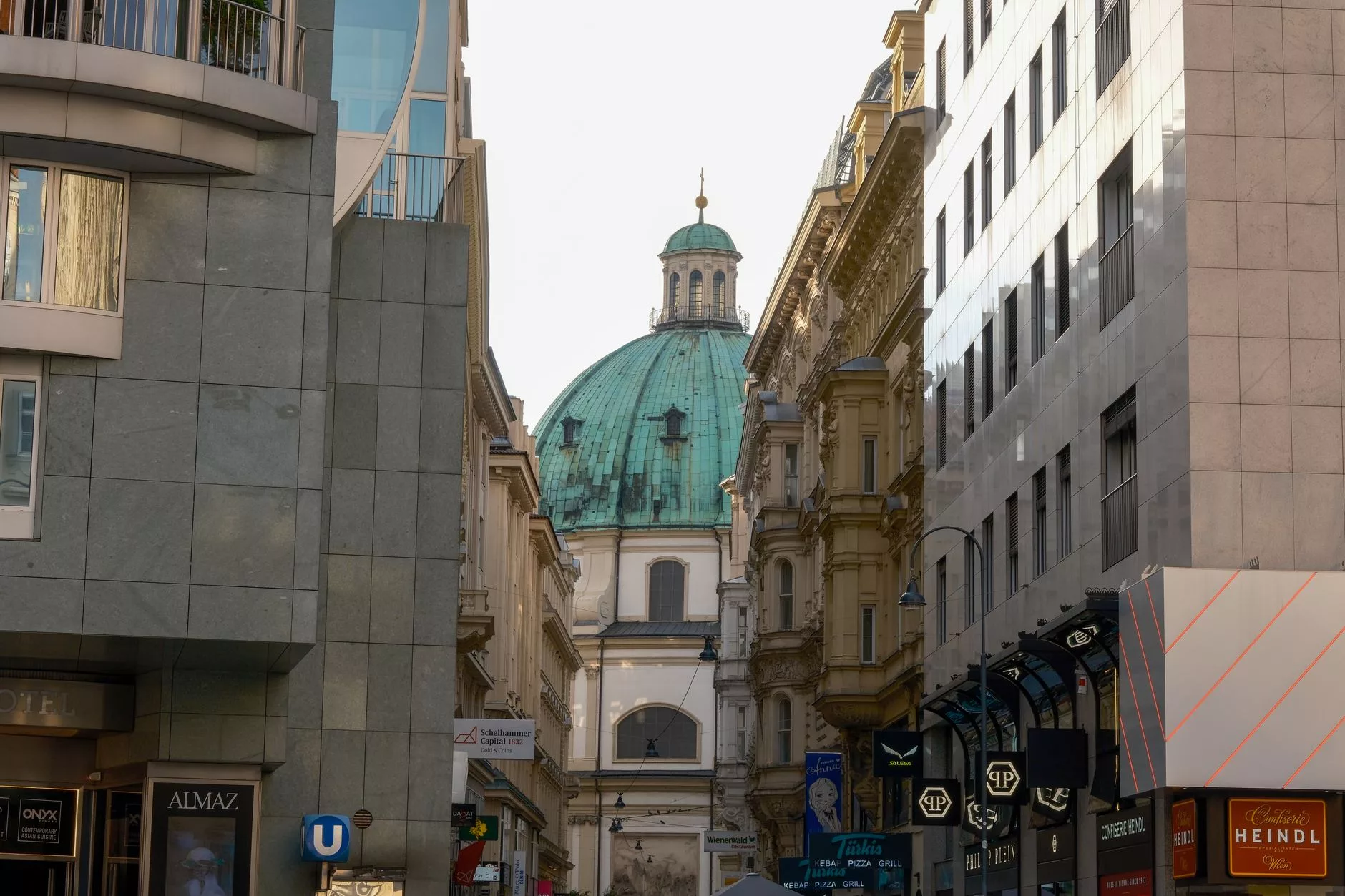 Viyana Karlskirche