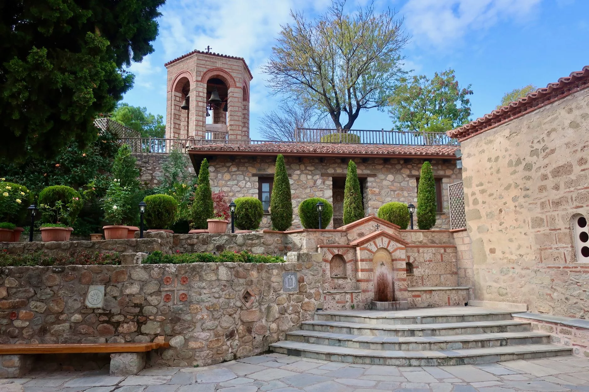 Stavropoleos Manastırı