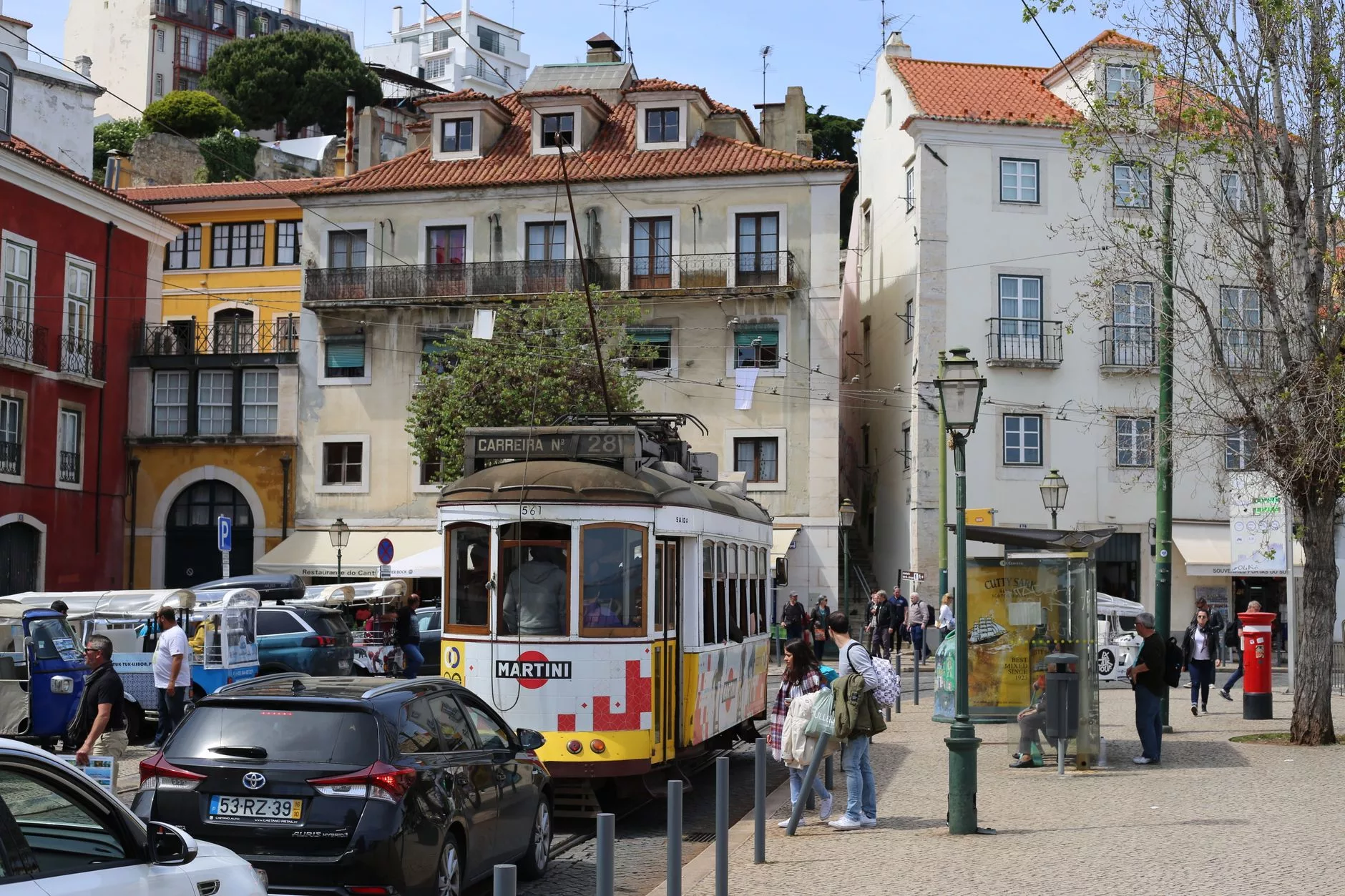Carris 28 dolabı