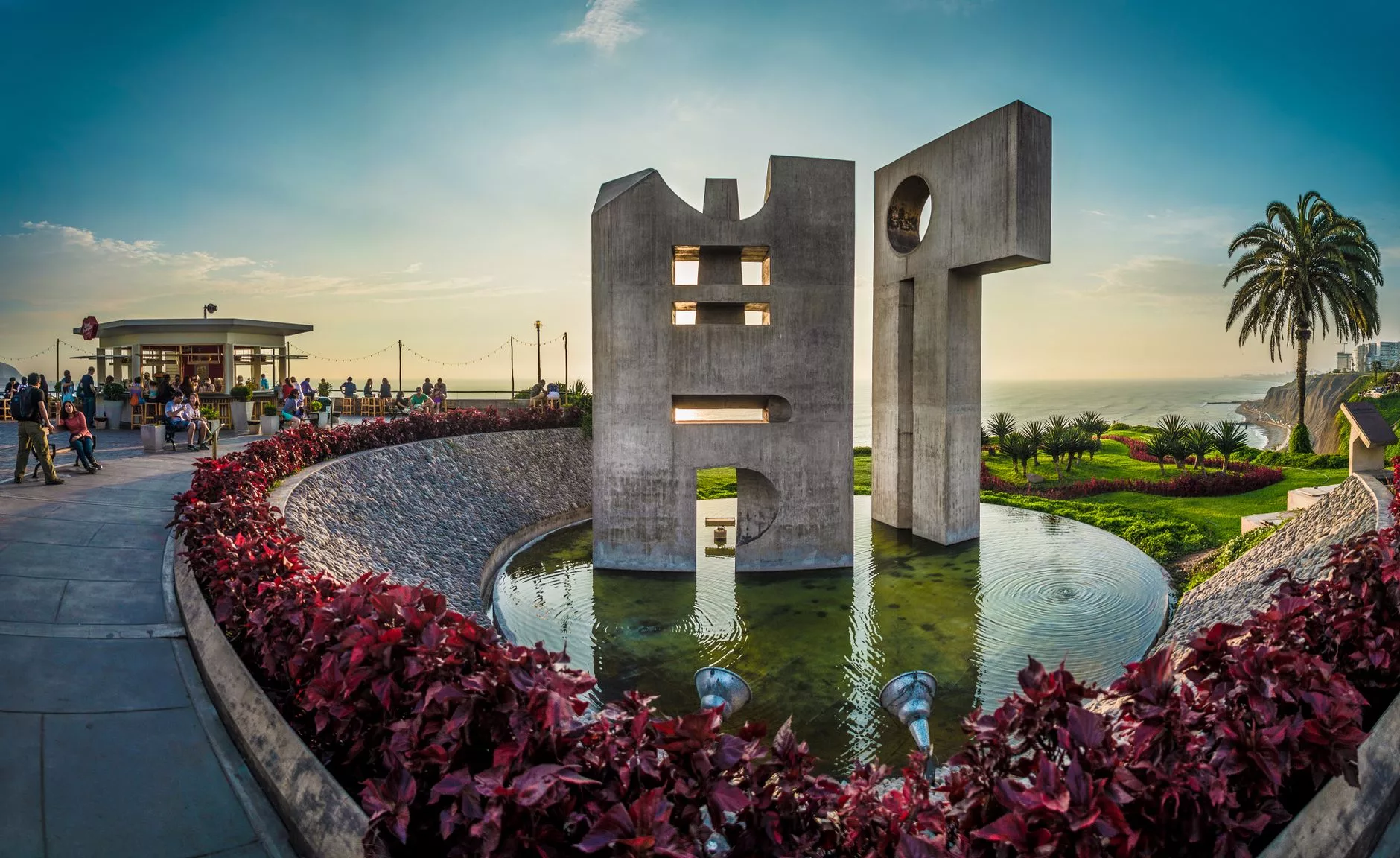 Lima + Museo de Arte Contemporáneo
