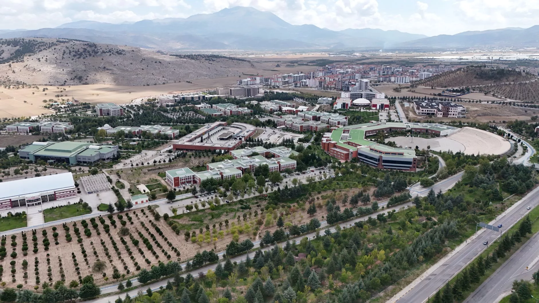 Valensiya Sanat ve Bilim Şehri genel görünümü