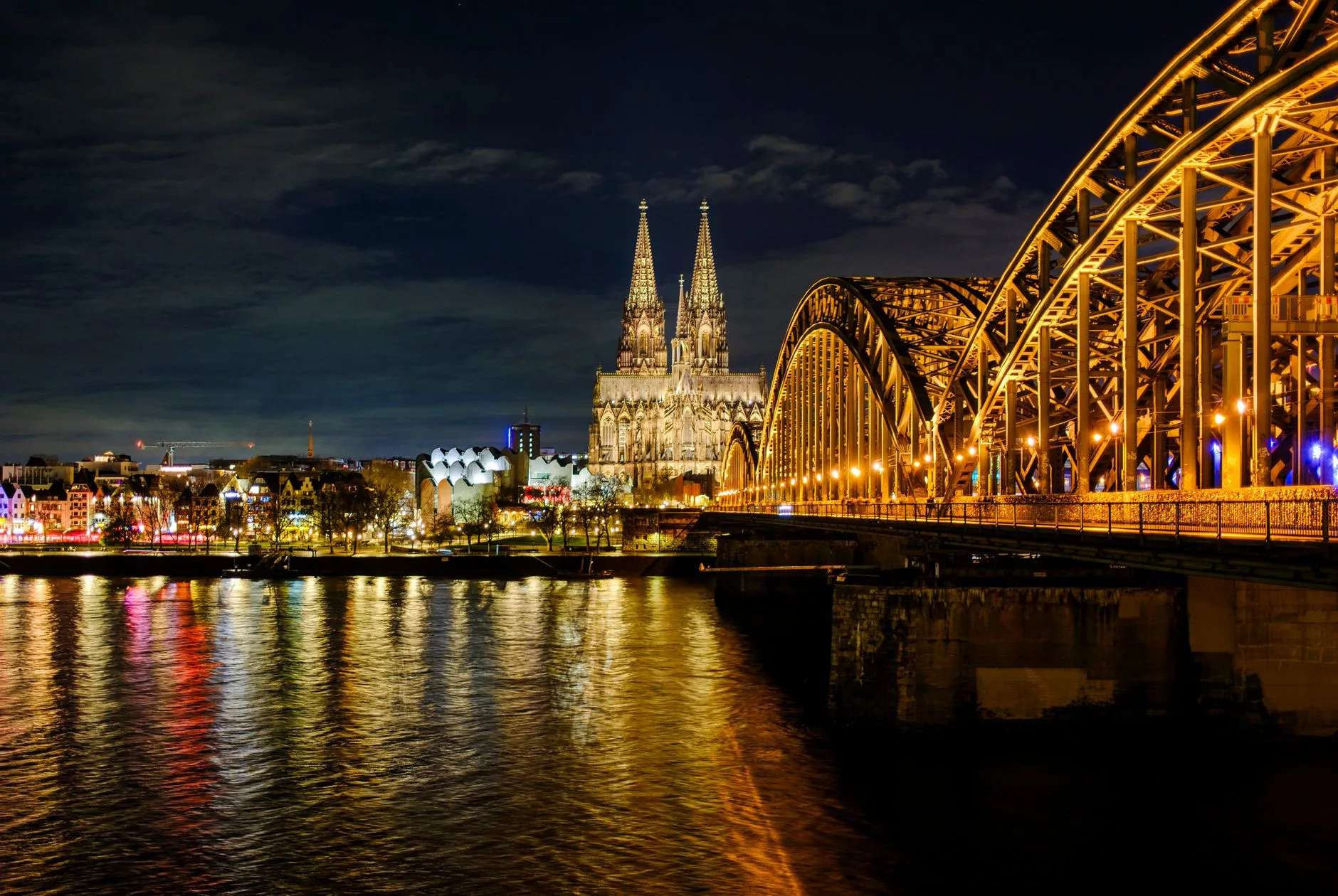 Köln Bonn Havalimanı dış hatlar gelen yolcu terminali