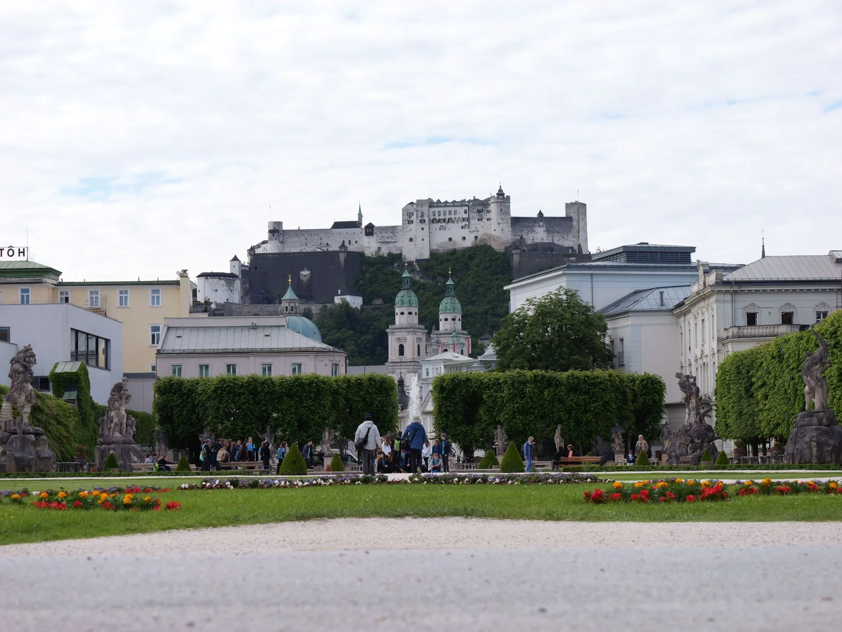 Salzburg Mirabell Sarayı Bahçeleri