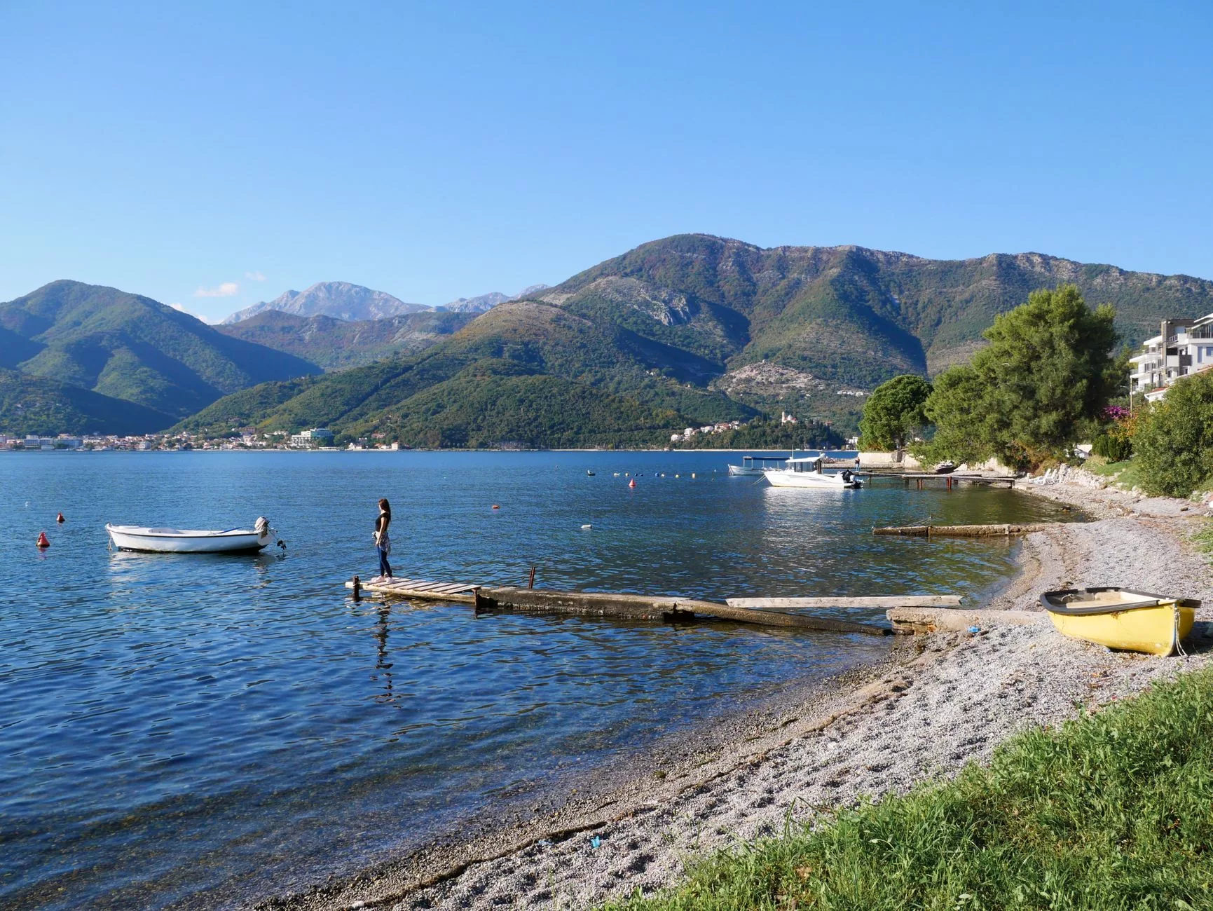 Tivat (Karadağ) sahil kenarı kafe