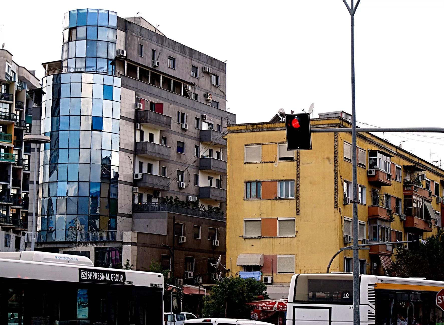 Tiran + Blloku Mahallesi