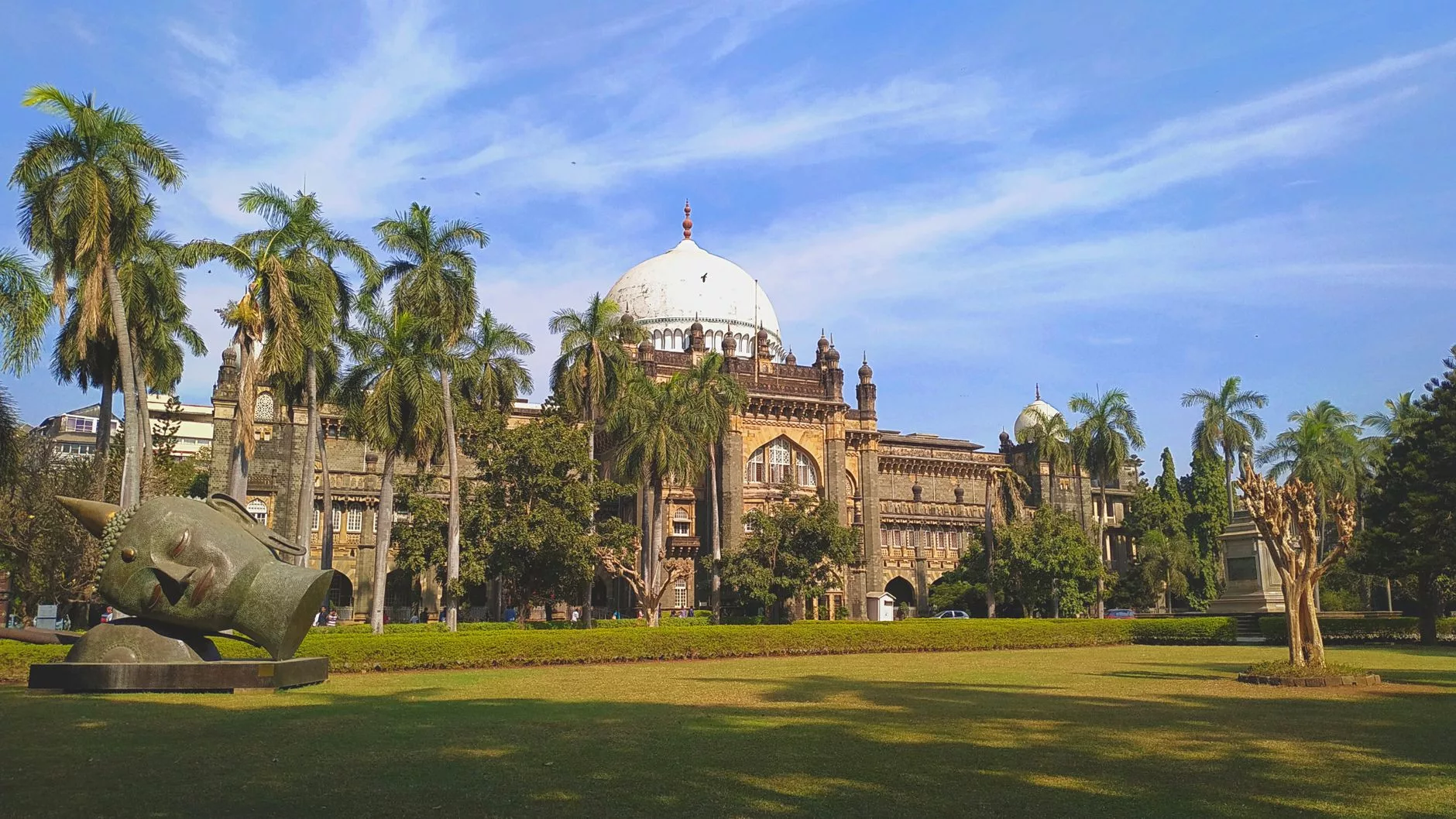 Mumbai Jehangir Art Gallery sergi alanı