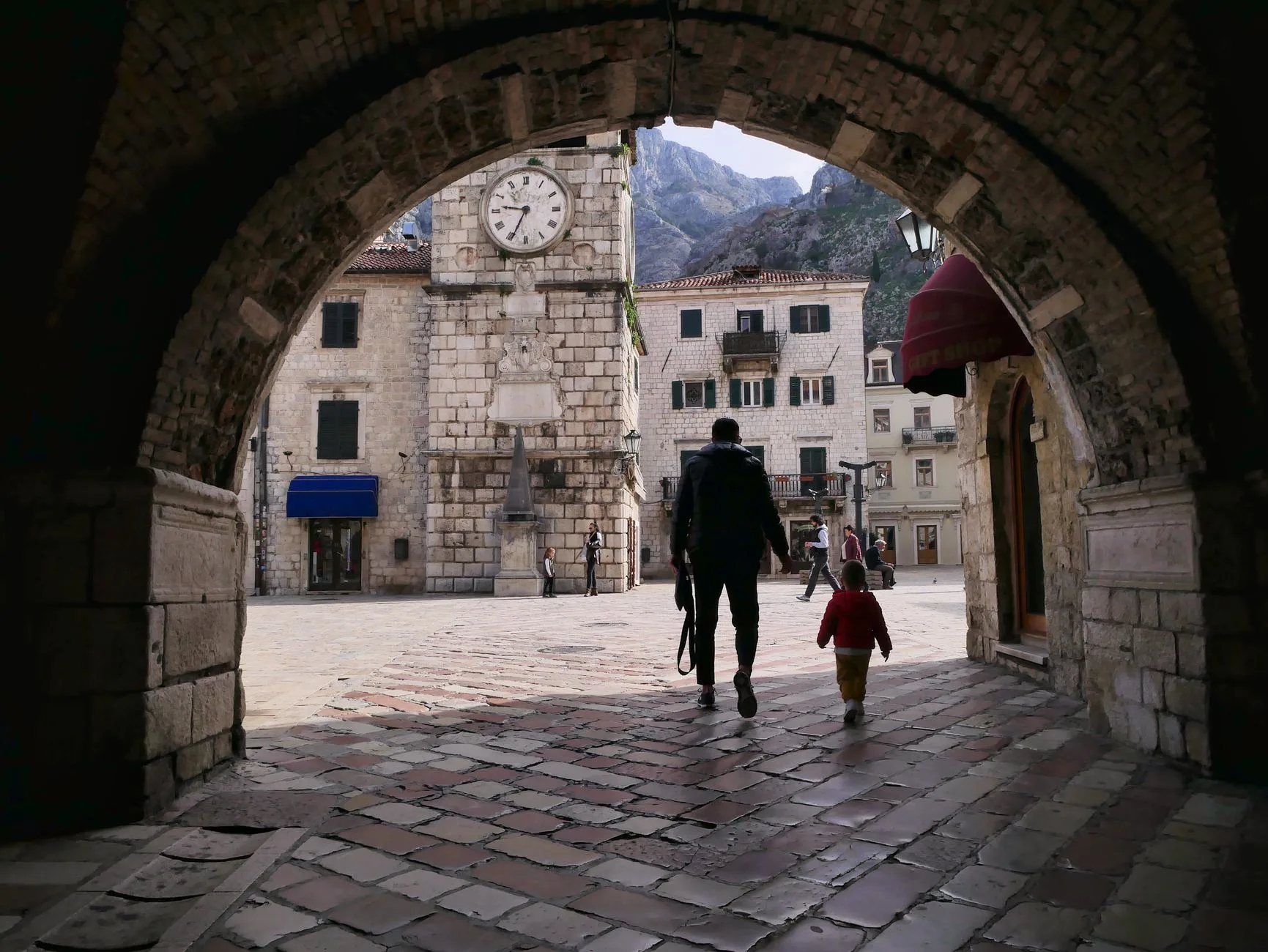 Kotor Silah Meydanı