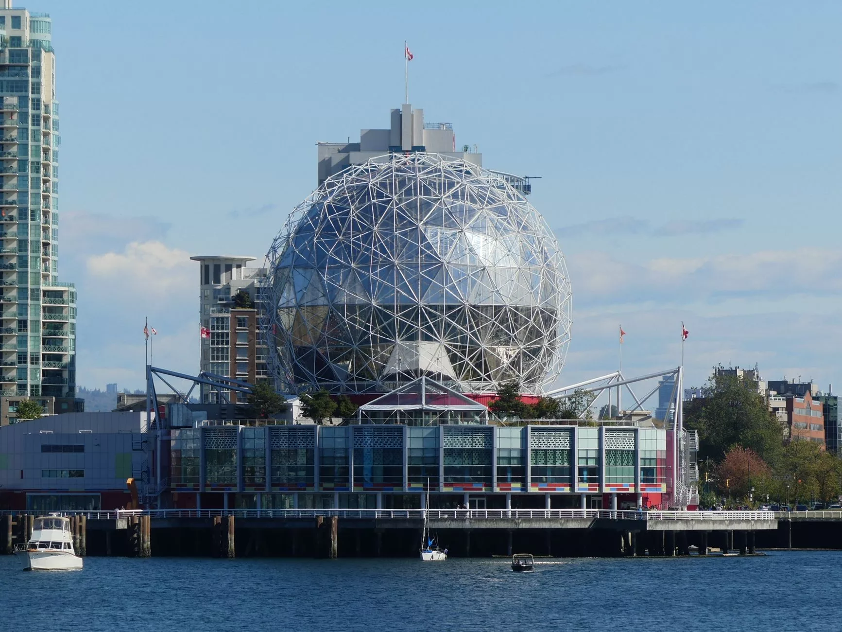 Vancouver Police Museum bina girişi