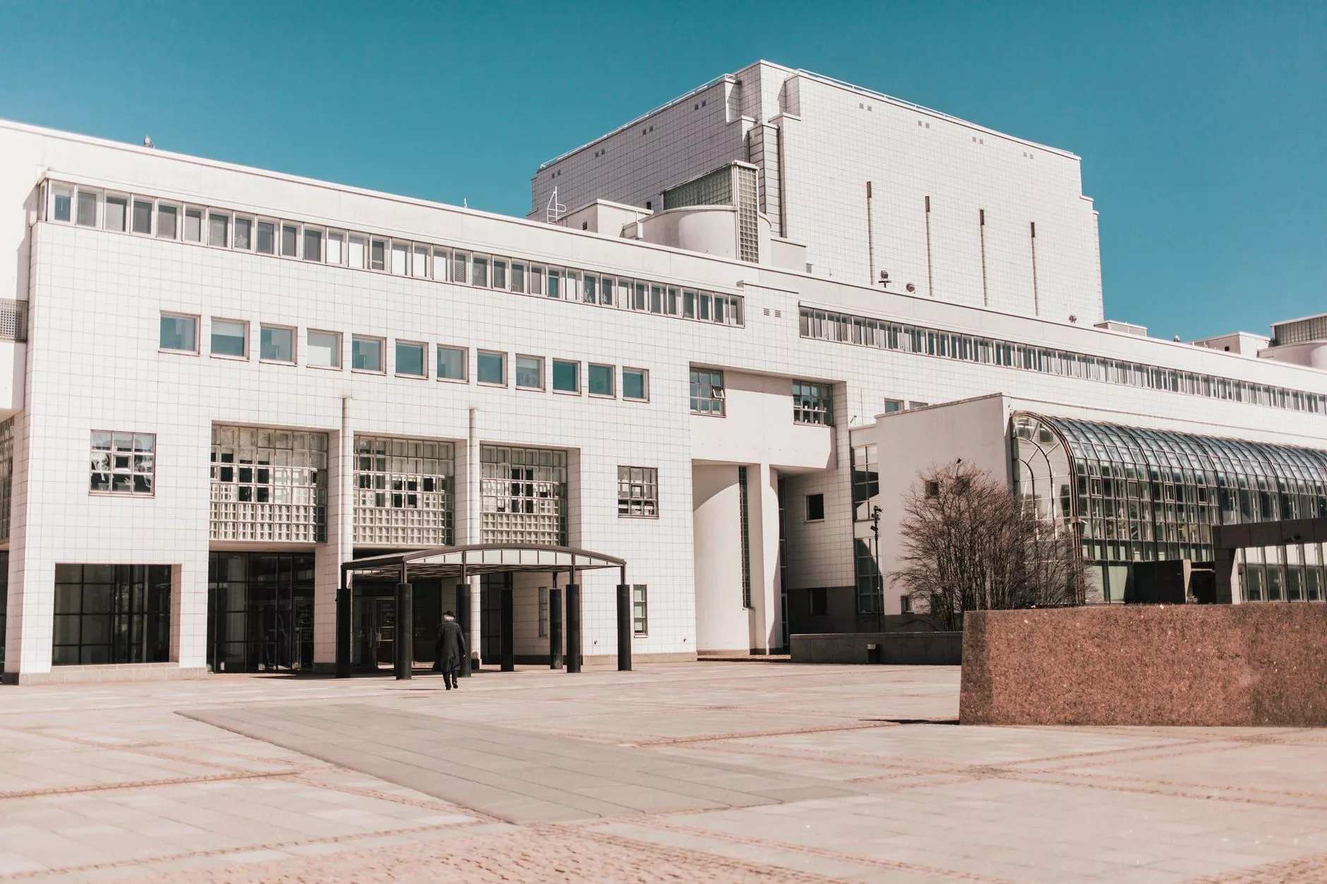 Helsinki + Ateneum Sanat Müzesi cephesi
