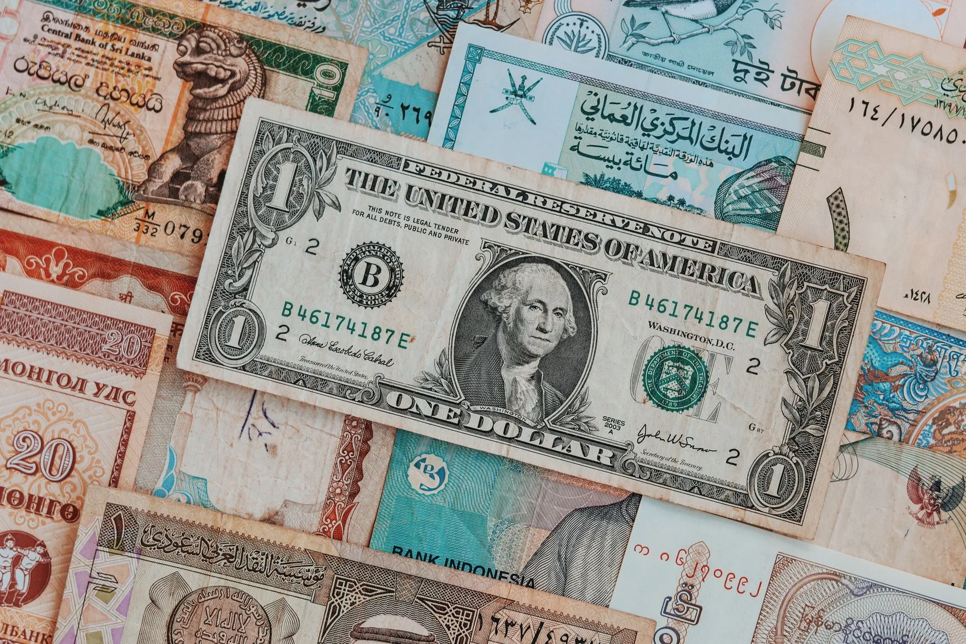 currency exchange money travel