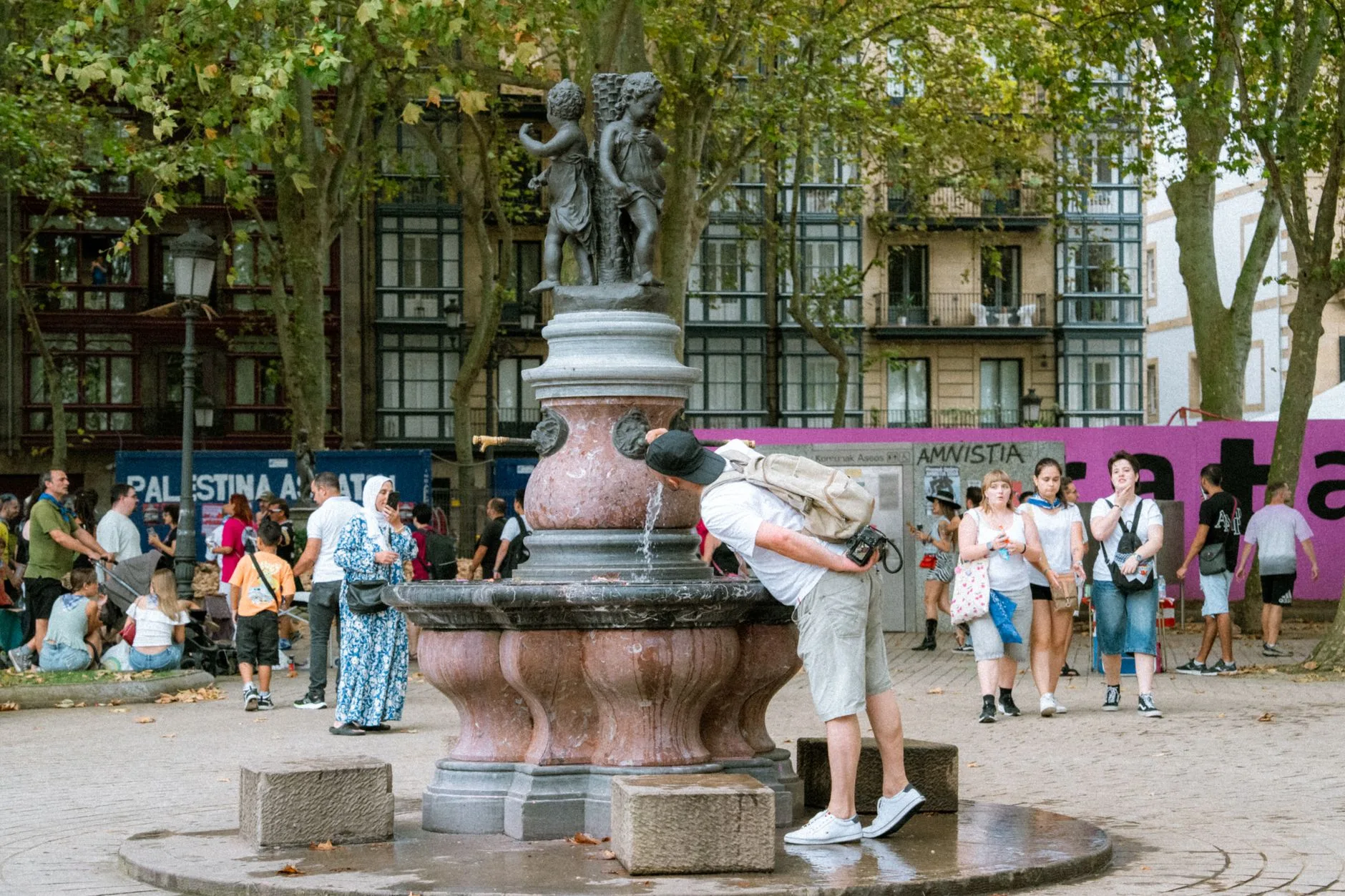 Bilbao Plaza Nueva meydanındaki pintxo barları