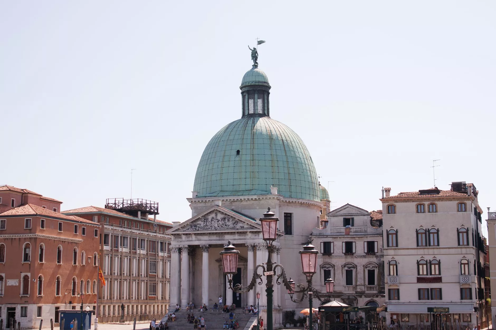 Venedik Chiesa di San Giacomo dall'Orio avlusu