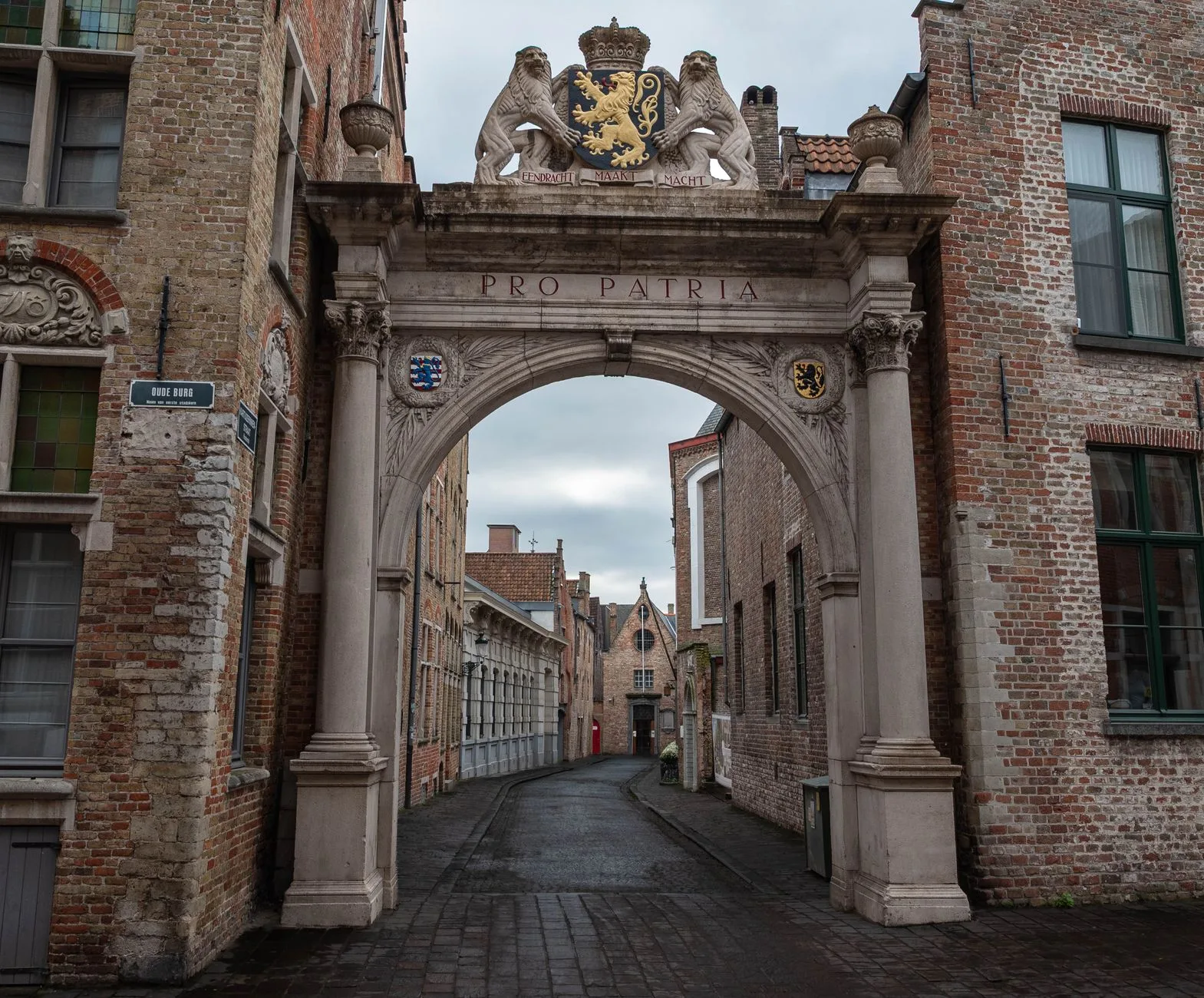 Brugge Smedenpoort Şehir Kapısı