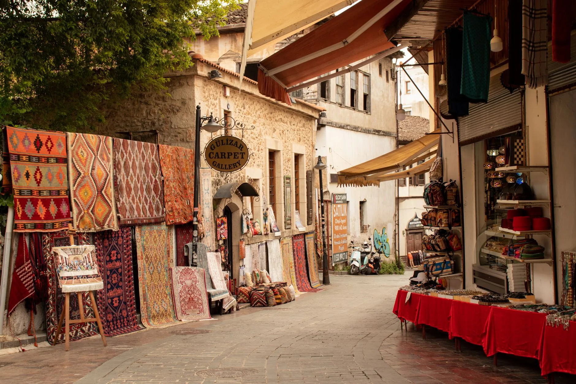Antalya Döşemealtı sokakları