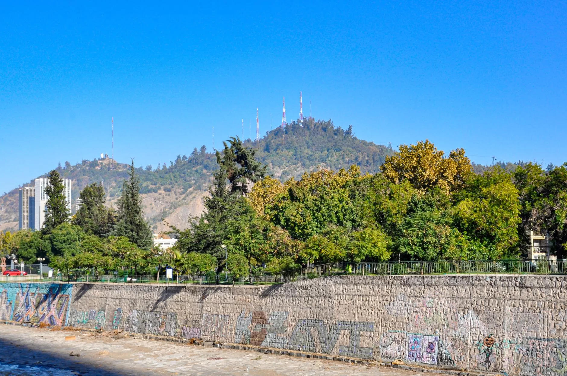Santiago + Cerro San Cristóbal