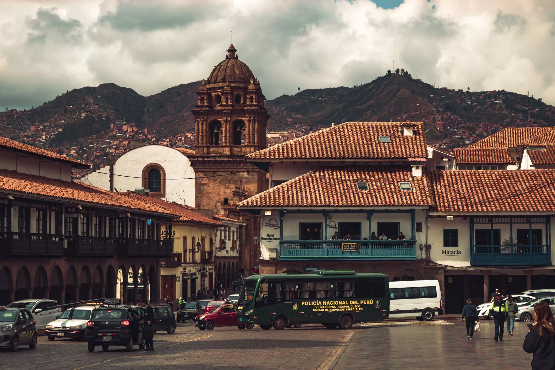 Cusco + Mercado Central de San Pedro