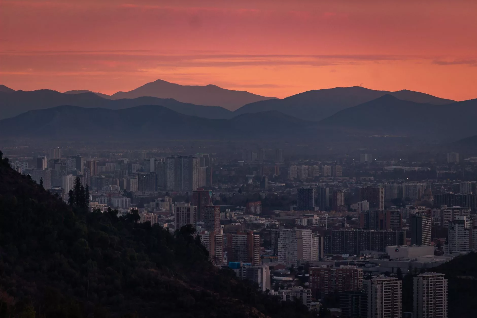 Santiago + Cerro San Cristóbal panoraması