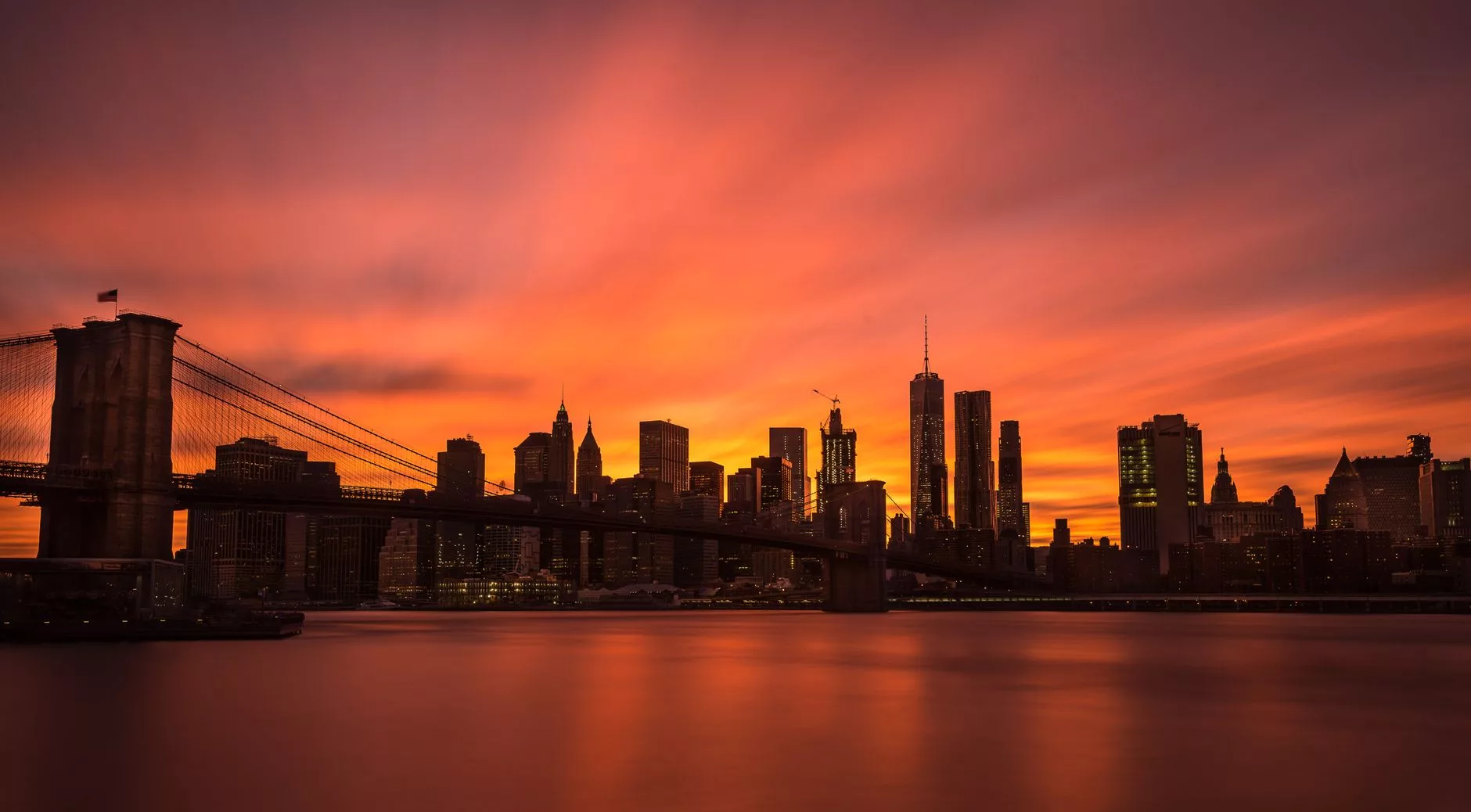 Brooklyn Köprüsü gün batımı manzarası