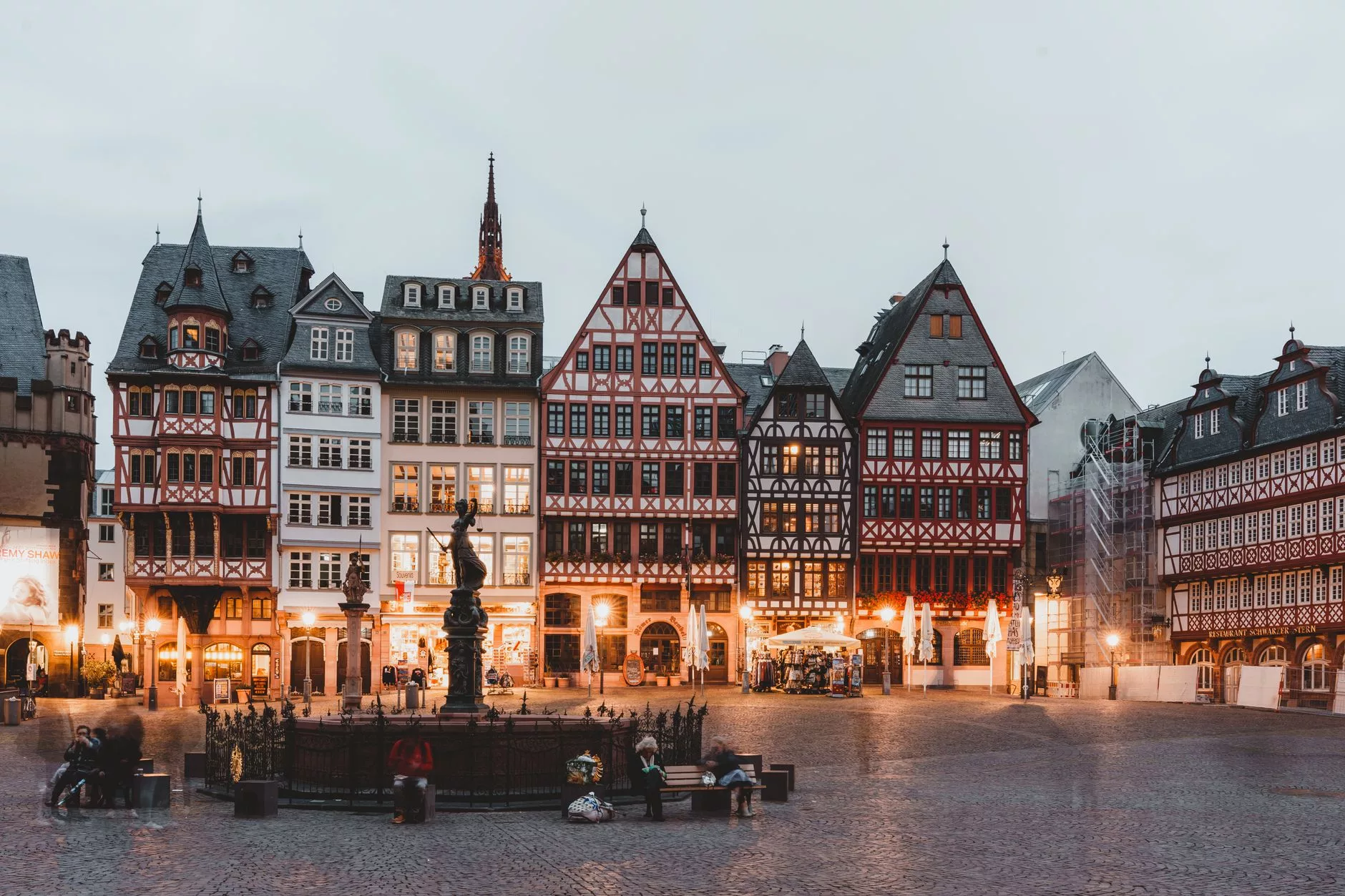 Frankfurt Romerberg Meydani