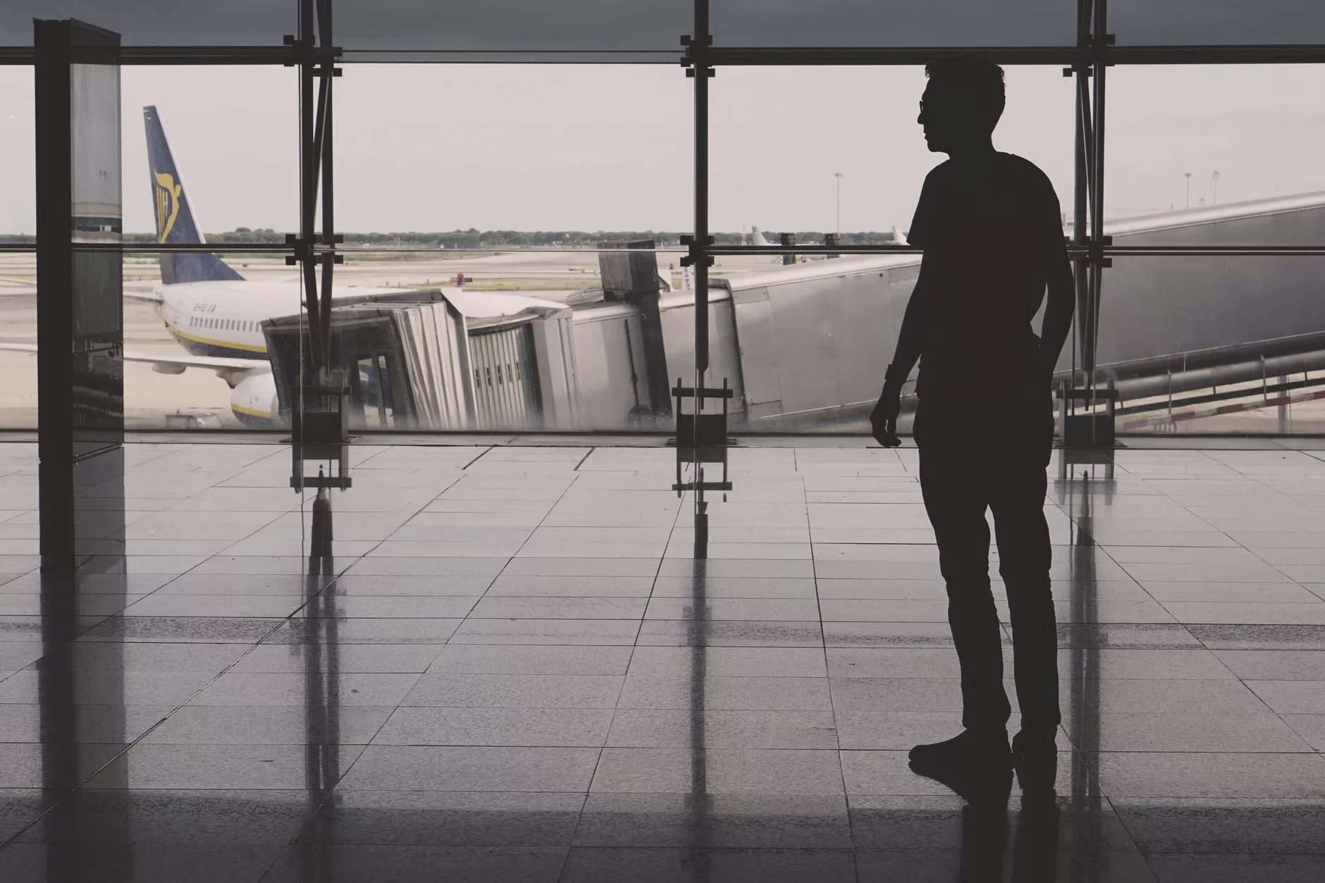 Barselona El Prat Havalimanı pasaport kontrol noktası