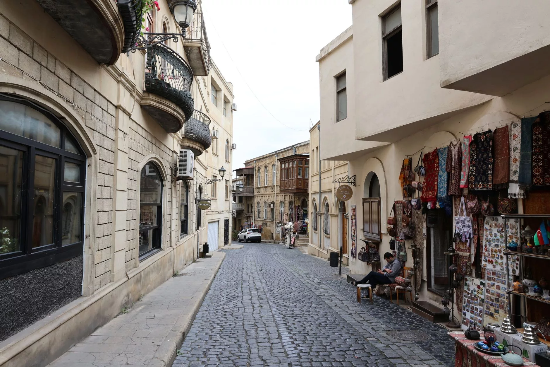 Kazablanka eski şehir merkezindeki geleneksel çarşı sokakları