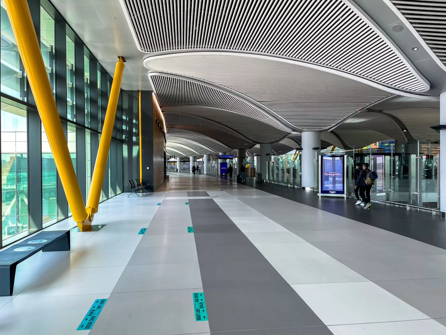 terminal-bekleme-salonu-panolar