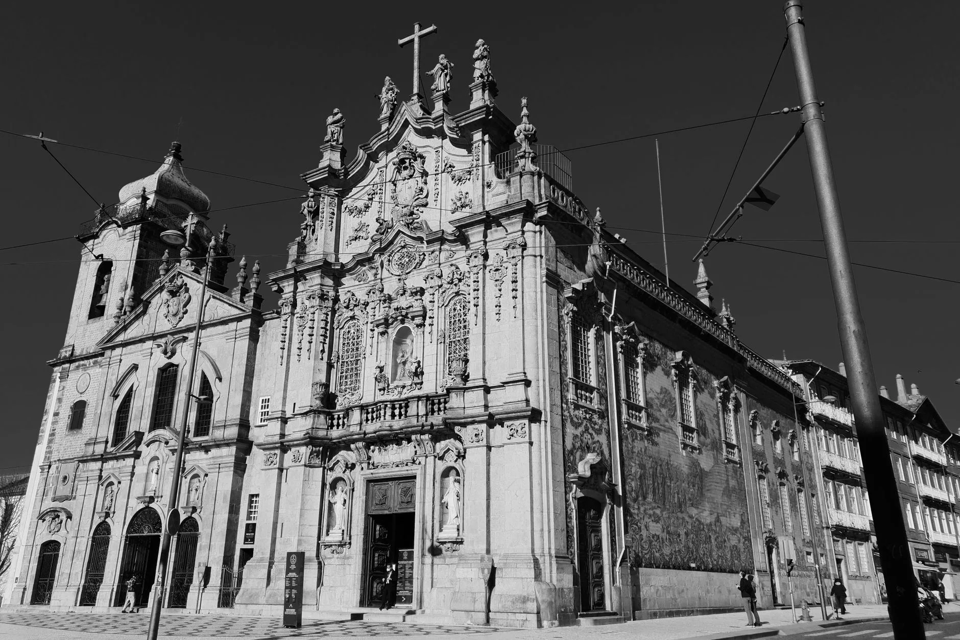 Porto Igreja do Carmo