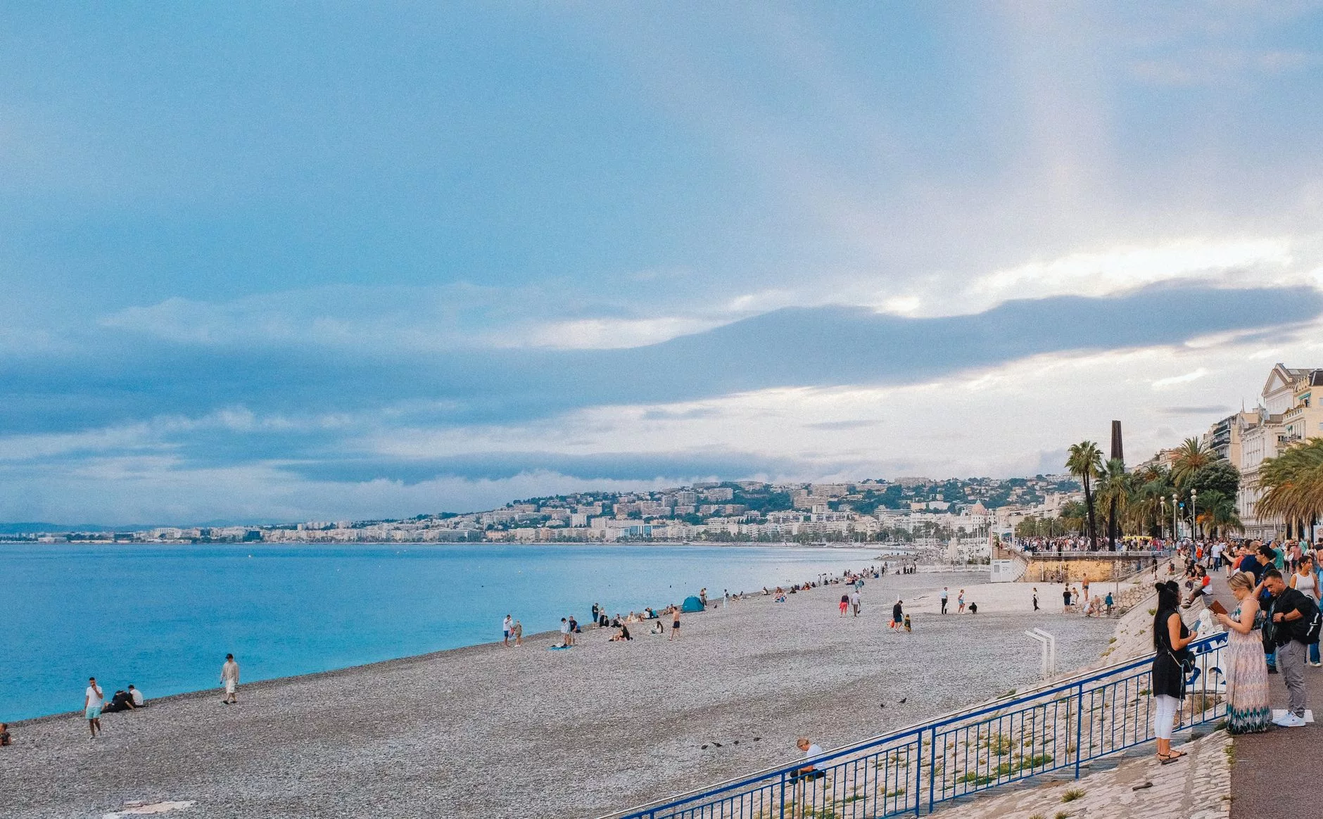 Nice Promenade des Anglais sahil seridi sabah saatleri