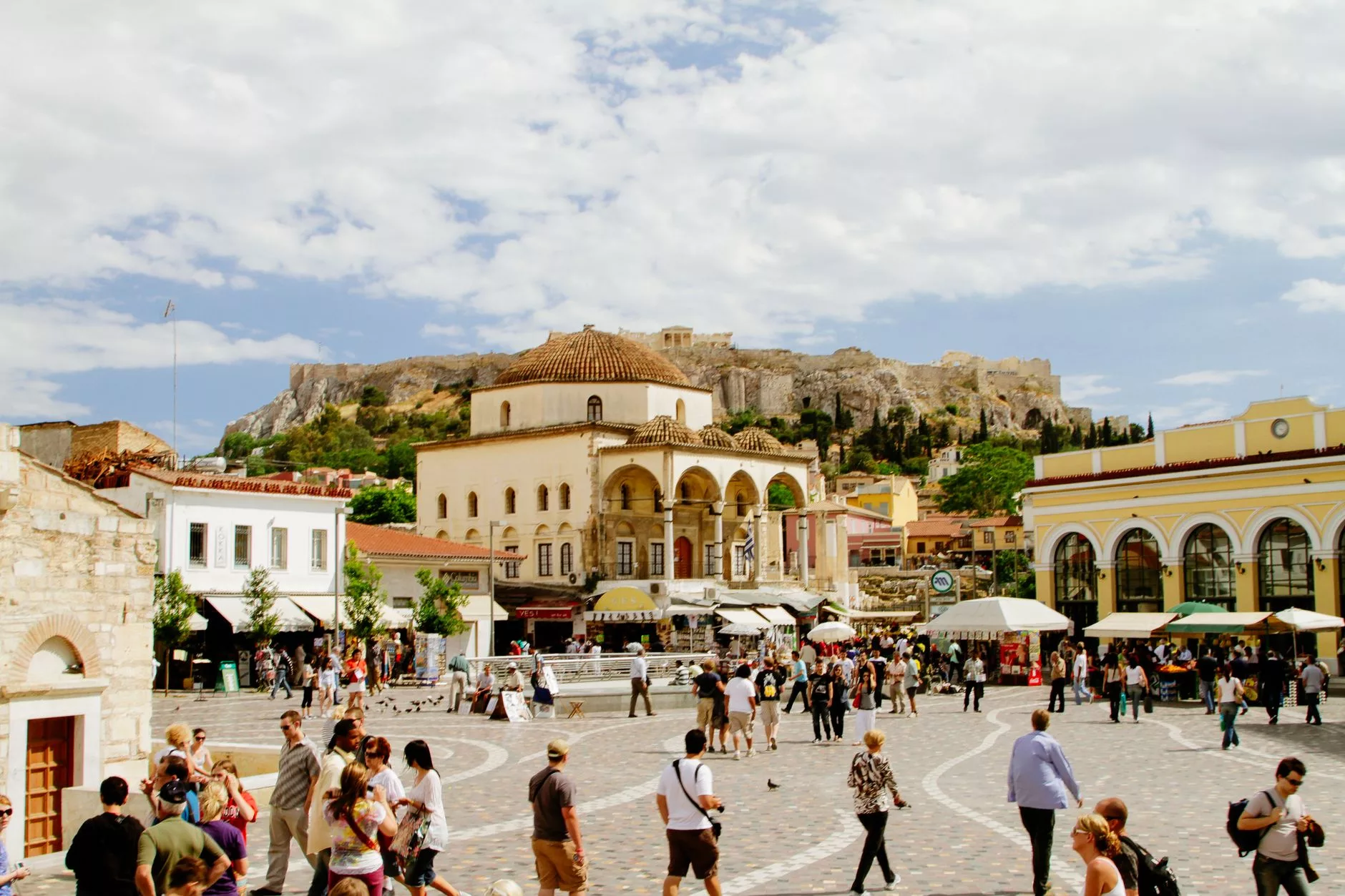 Monastiraki Meydanı