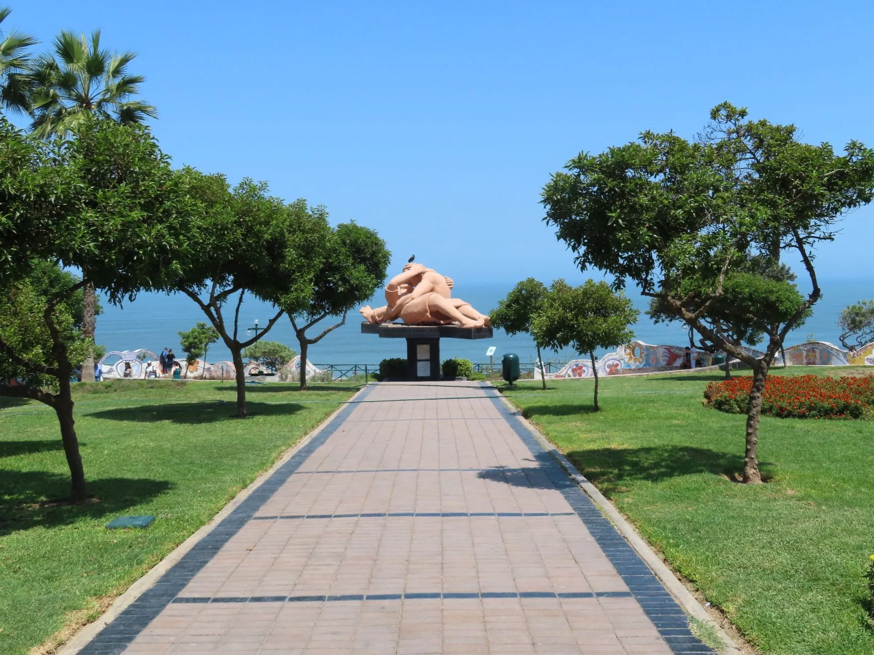 Lima + Parque del Amor