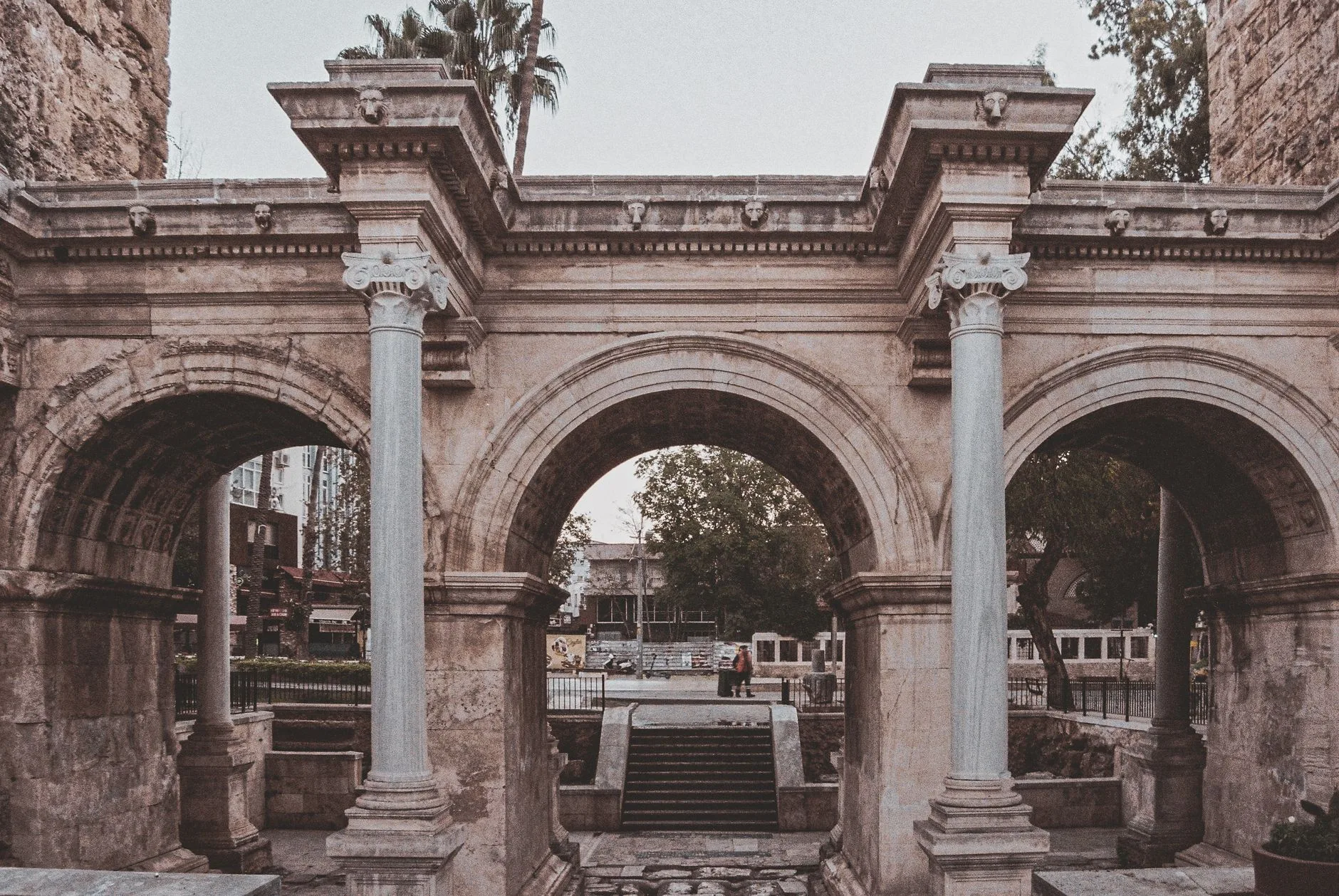 Antalya Kaleiçi Hadrian Kapısı girişi