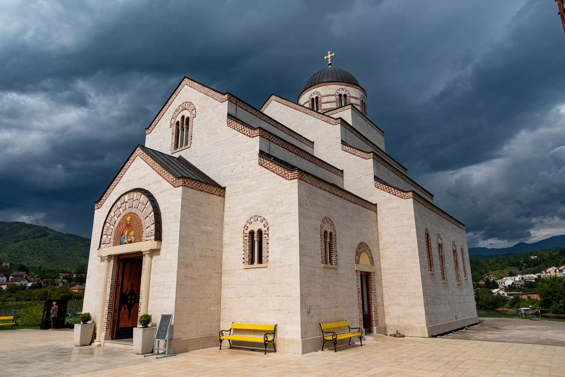 Saraybosna Sveti Arhangel Mihail ve Gavrilo Kilisesi
