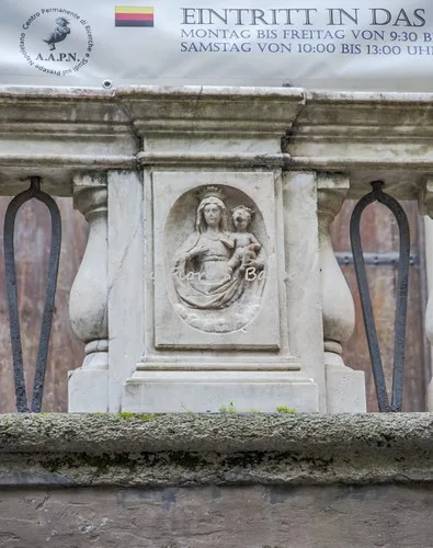 Napoli Complesso Monumentale di Santa Maria la Nova
